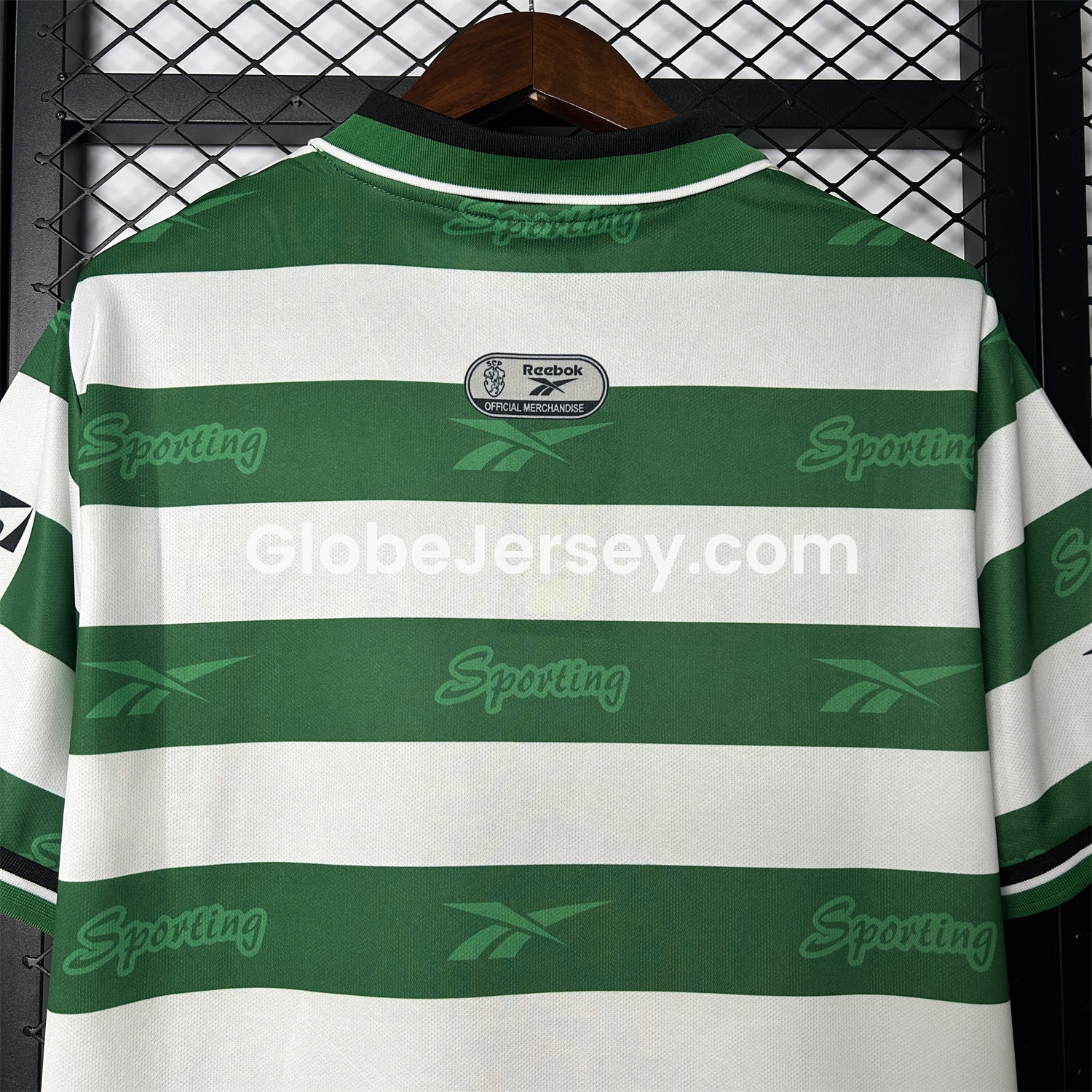 GlobeJersey-Retro Sporting CP 1999-00 Home Jersey
