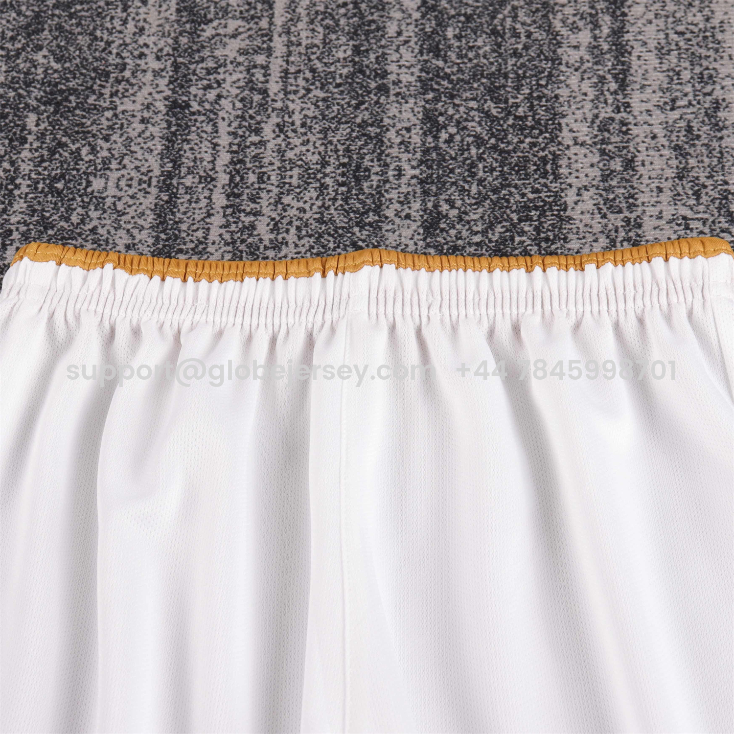 GlobeJersey-Retro Italy 1996 Home Kids Kit