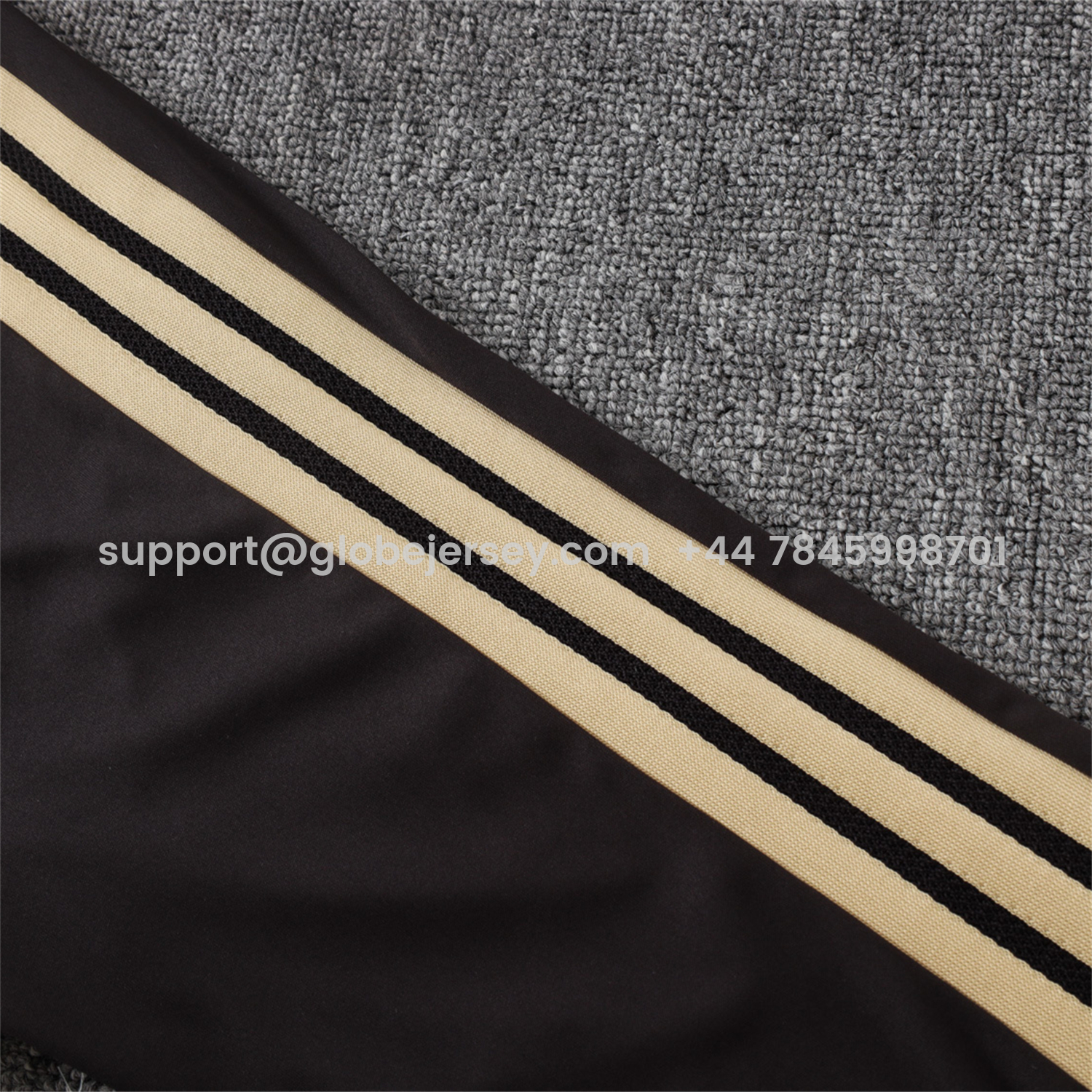 GlobeJersey-Flamengo 2026 Long Sleeve Training Set - White Top & Black Pants