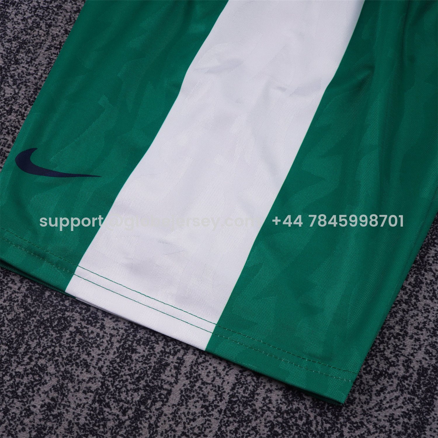 GlobeJersey-Retro Nigeria 1996 Away Kids Kit