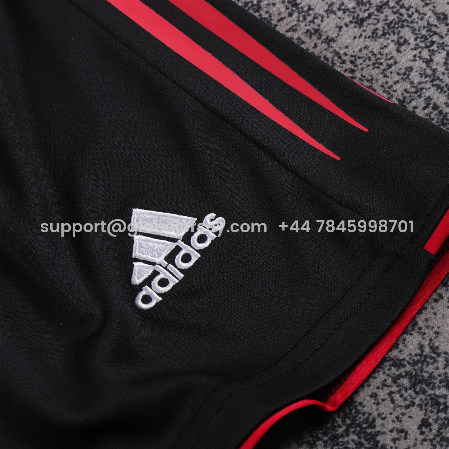 GlobeJersey-Retro AC Milan 2004-05 Home Kids Kit