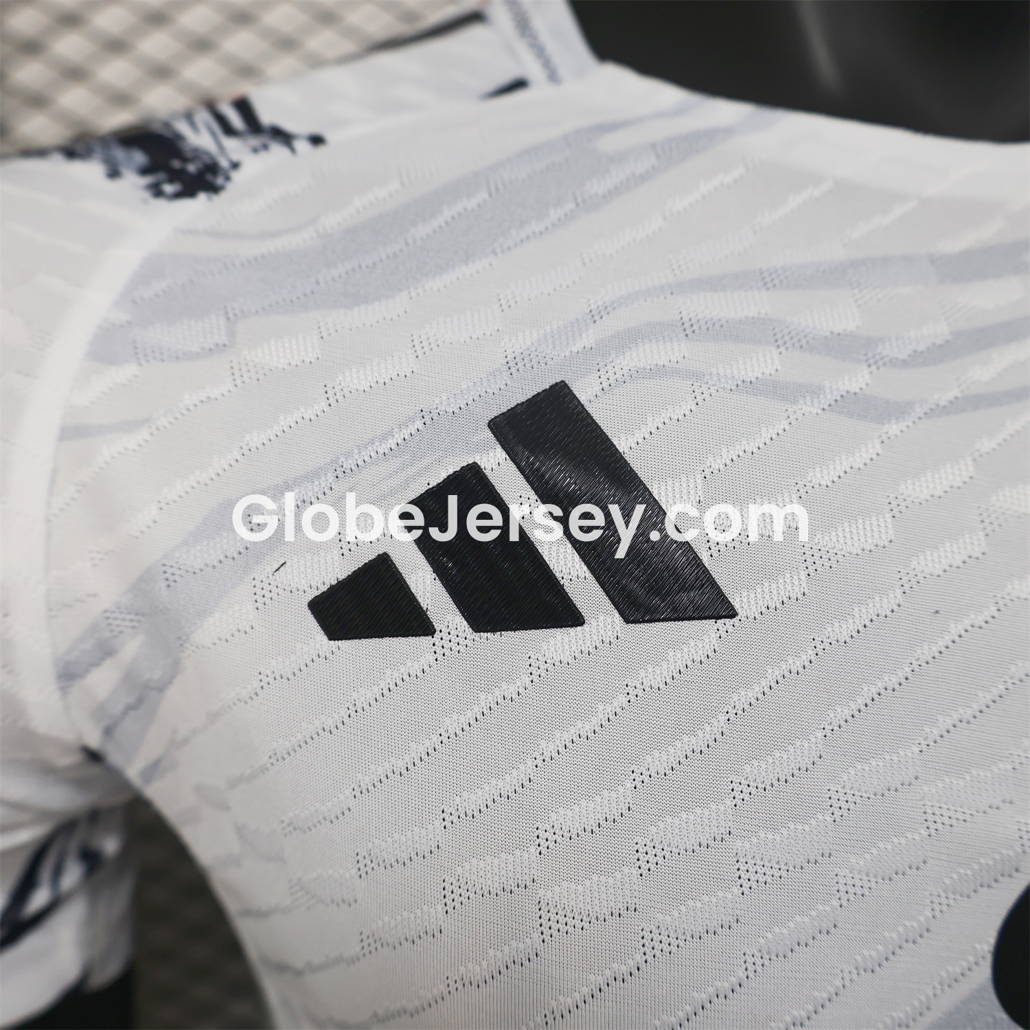 GlobeJersey-Manchester United 25-26 White Special Edition Jersey - Player Version