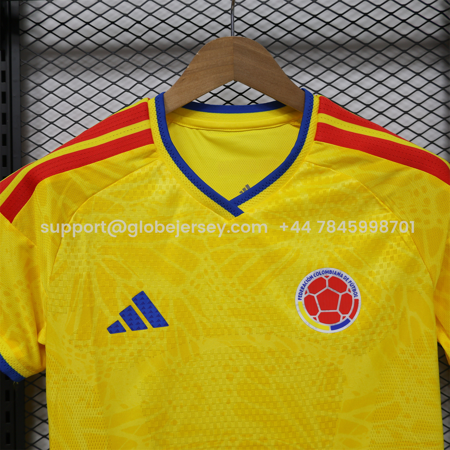 GlobeJersey-Women's Colombia 2026 Home Cropped Jersey - Player Version