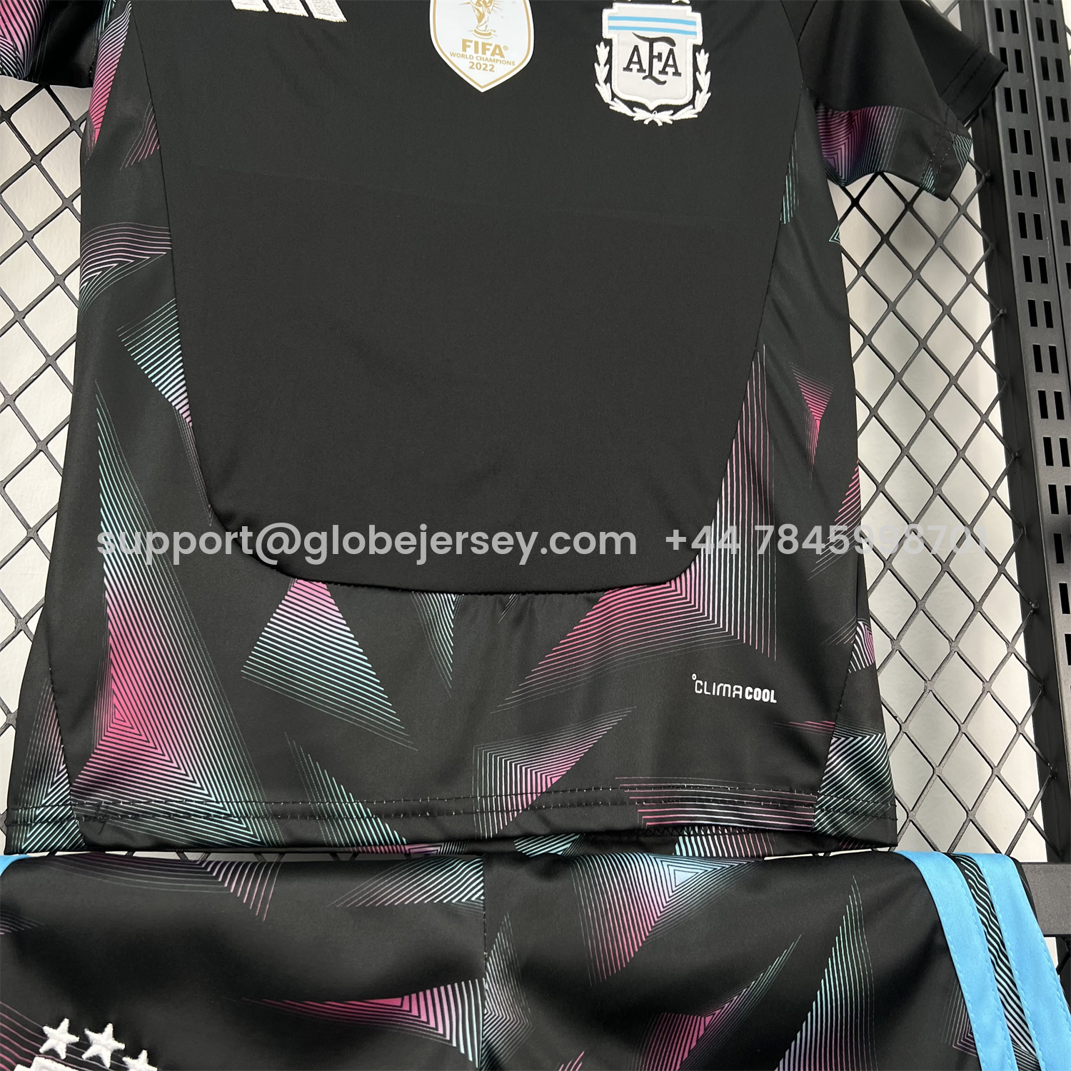 GlobeJersey-Argentina 2026 Goalkeeper Black Without Chest Patch Kids Kit