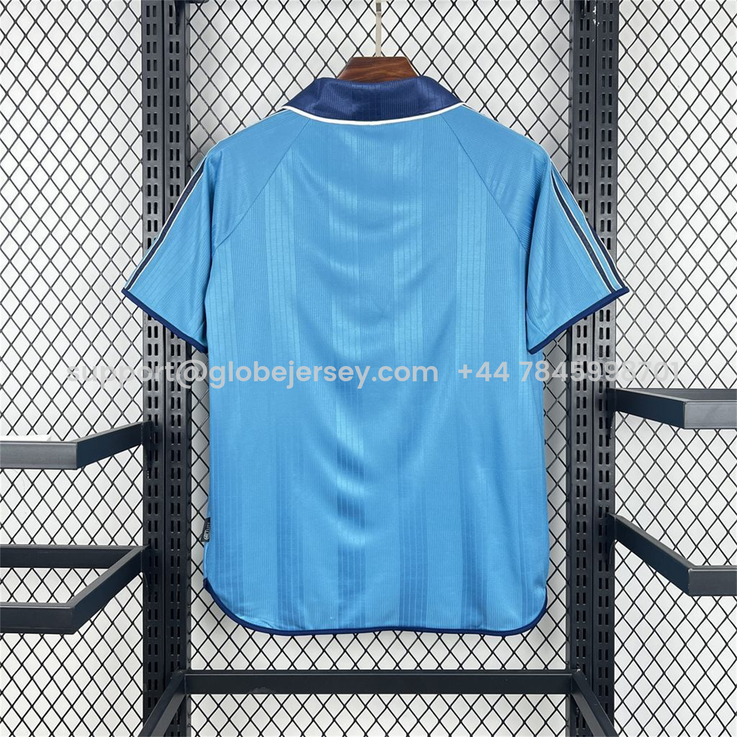 GlobeJersey-Retro Real Madrid 1999-00 Third Jersey