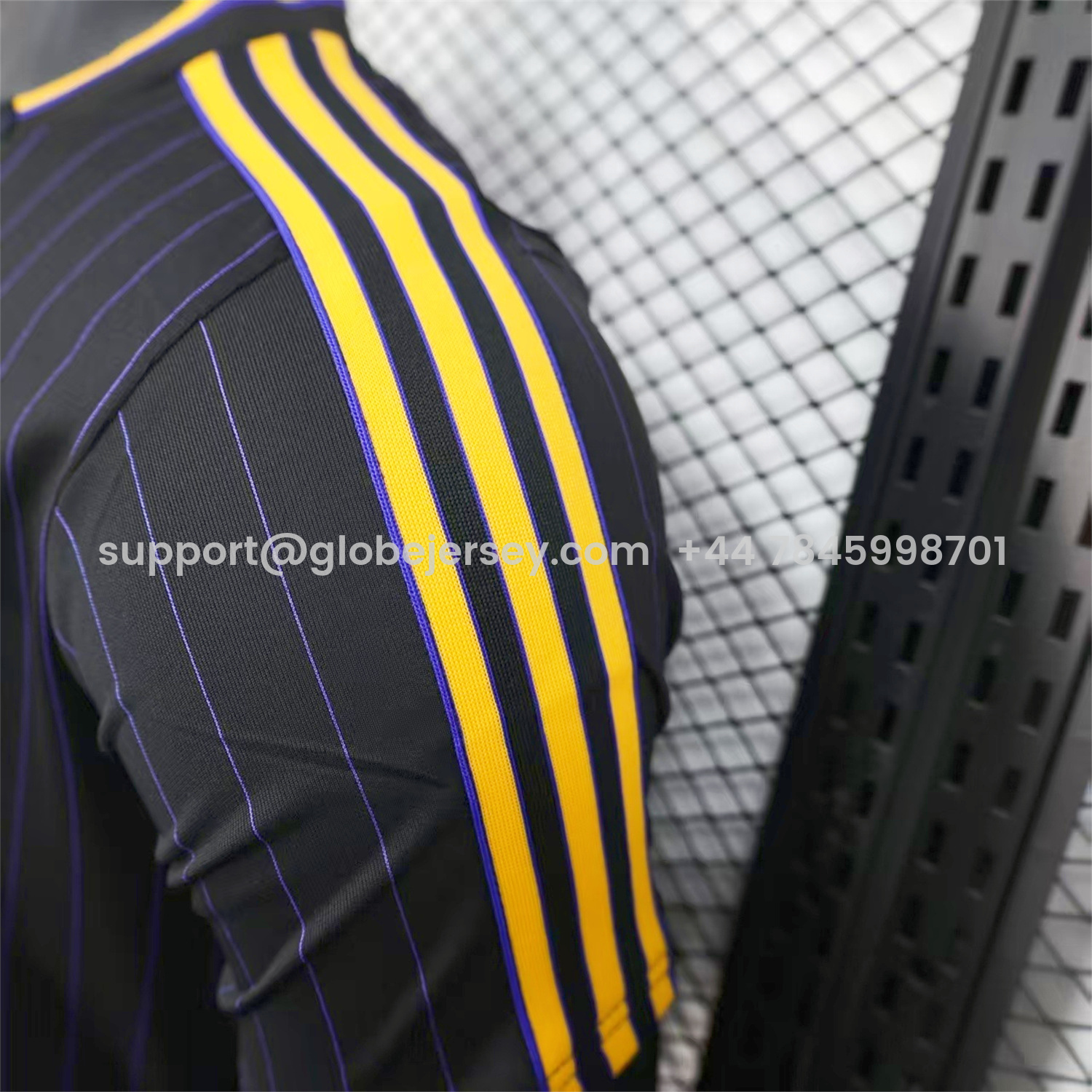 GlobeJersey-Manchester United 25-26 Trefoil Purple Lines Black Travel Jersey - Player Version