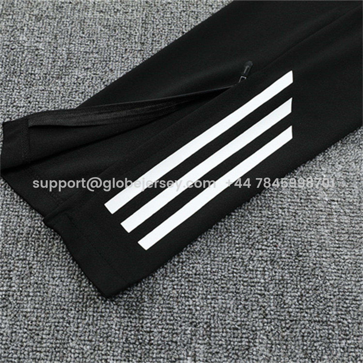 GlobeJersey-Japan 25-26 Kids Long Sleeve Training Set - Light Grey Top and Black Pants