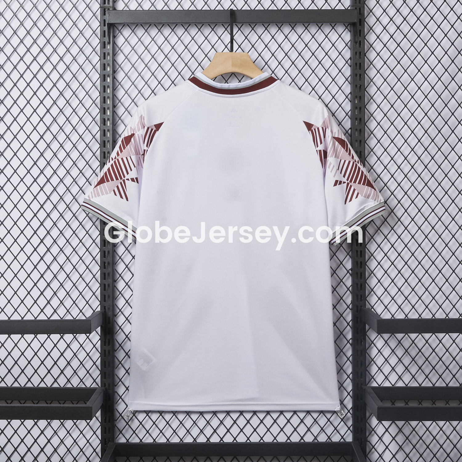GlobeJersey-Bayern Munich 25-26 Throwback Trefoil Red Stripe White Special Jersey - Fans Version