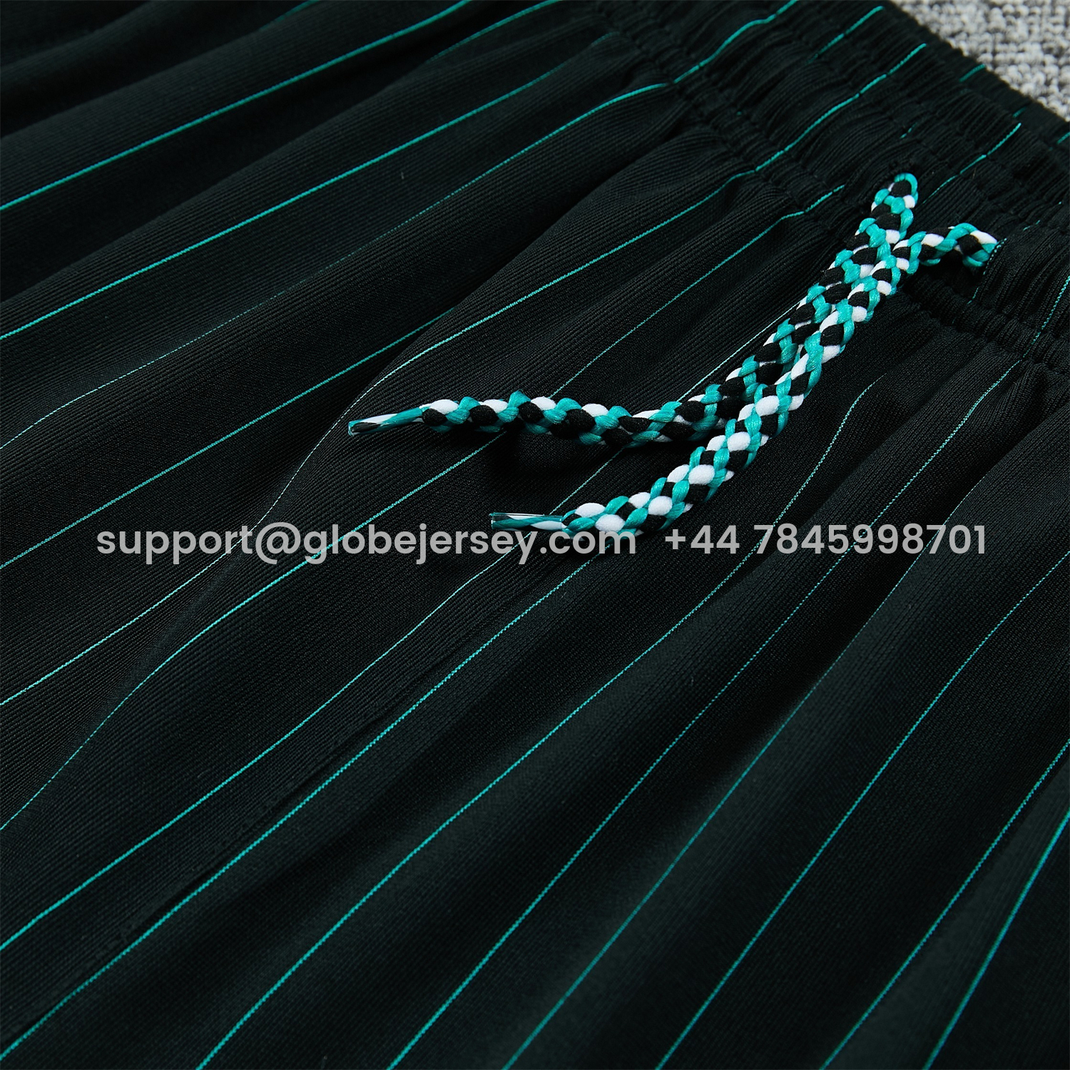 GlobeJersey-Liver.pool 25-26 Retro Style Vest Training Set - Black With Turquoise Stripes Top & Pants