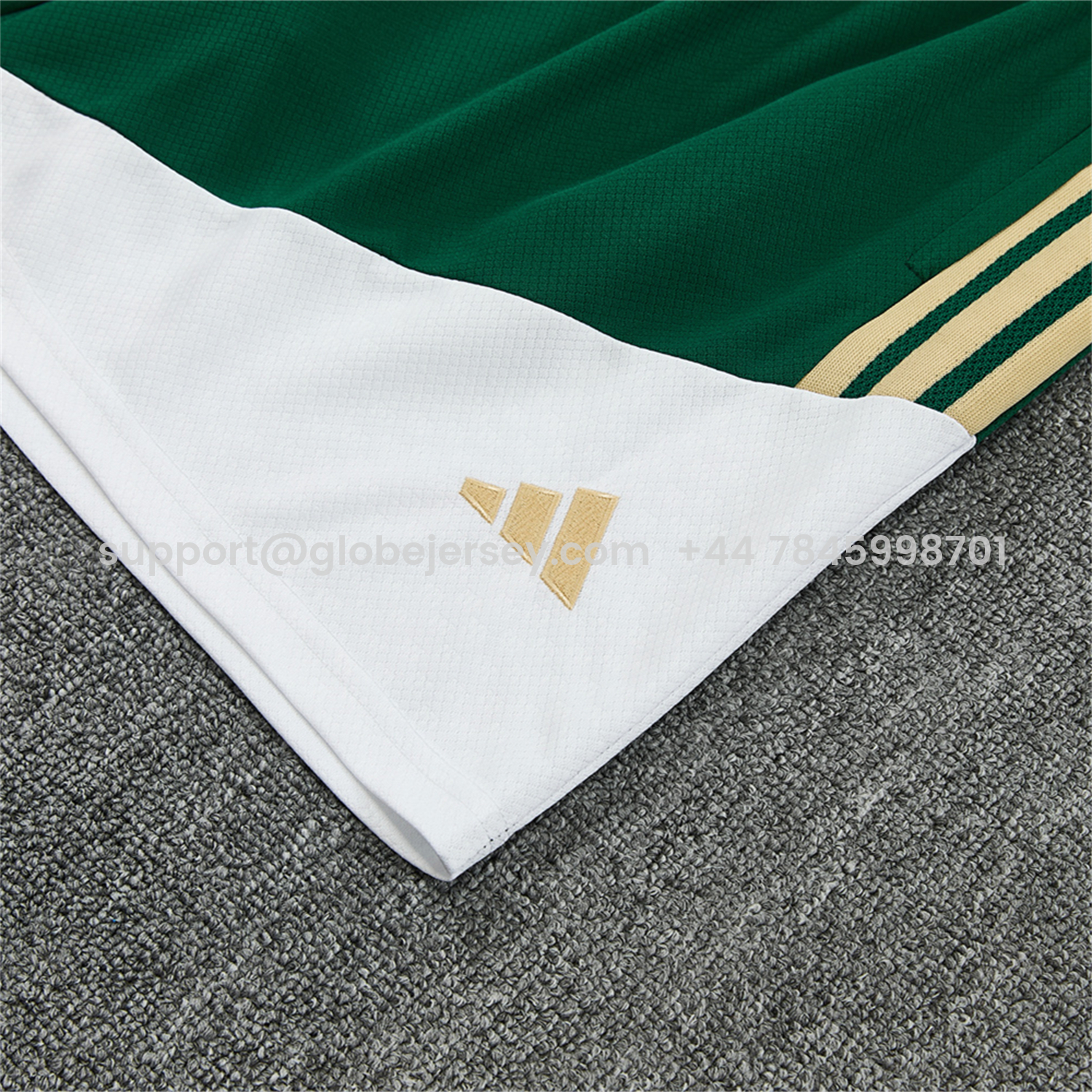 GlobeJersey-Italy 2026 Short-Sleeve Training Set - Green With White Top & Green With White Pants