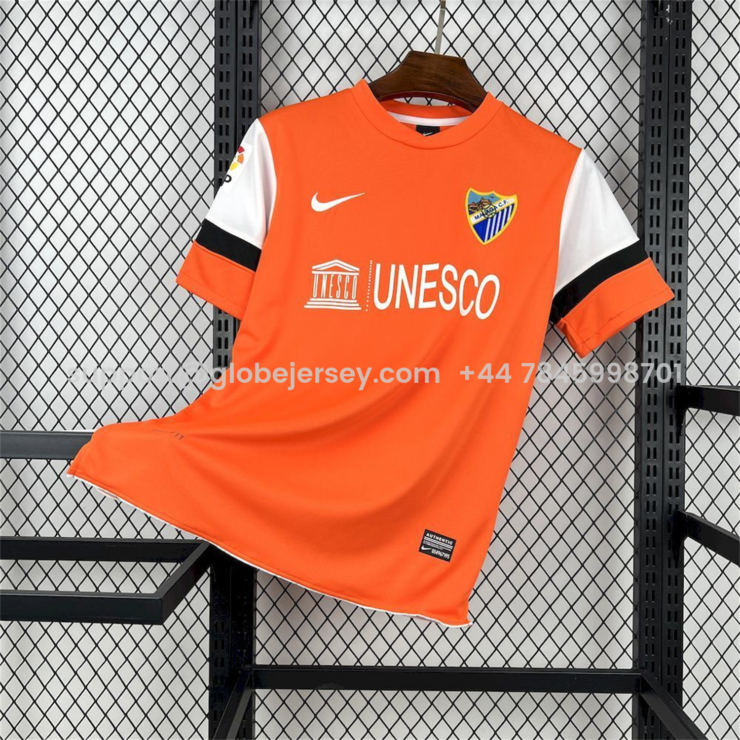GlobeJersey-Retro Málaga 2013-14 Third Jersey