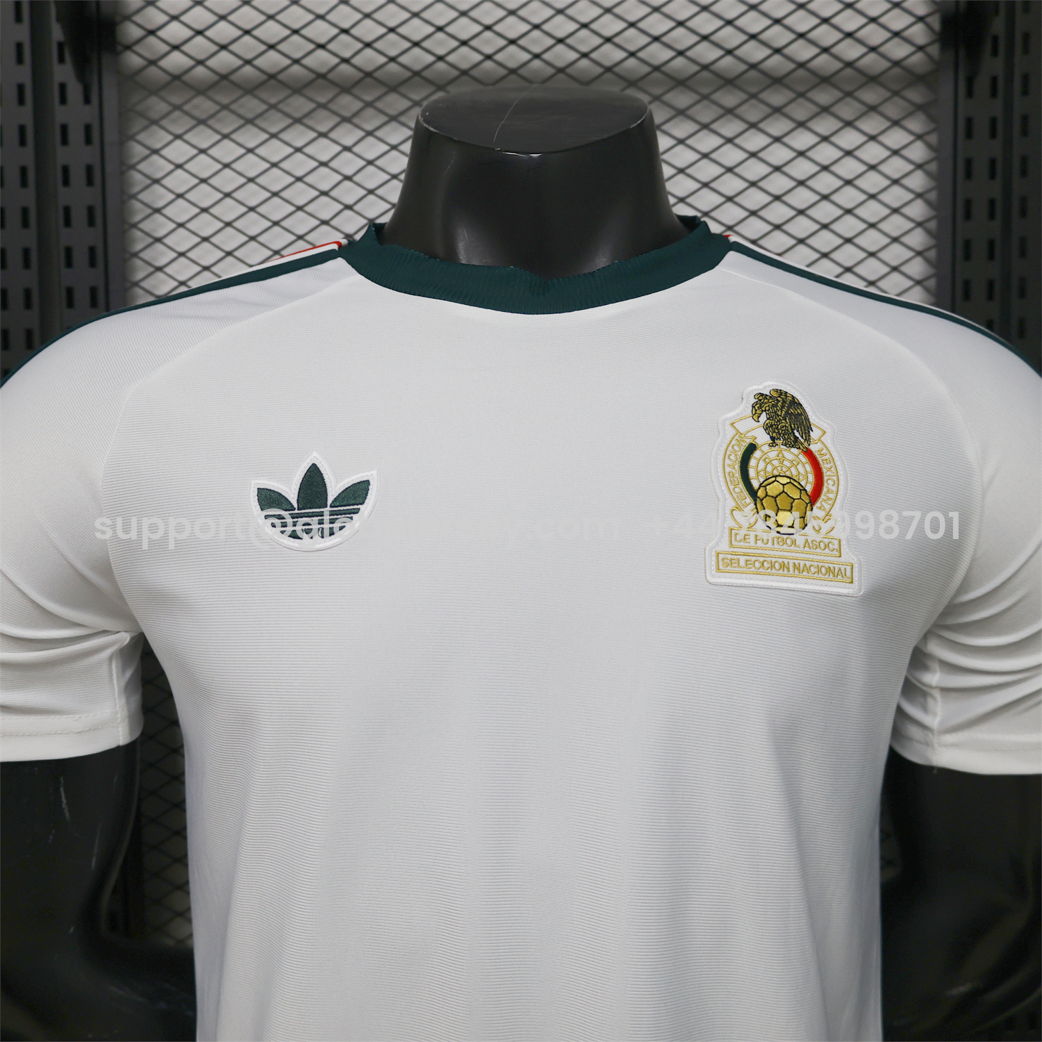 GlobeJersey-Mexico 2026 Terrace Icon Retro Logo White Jersey - Player Version