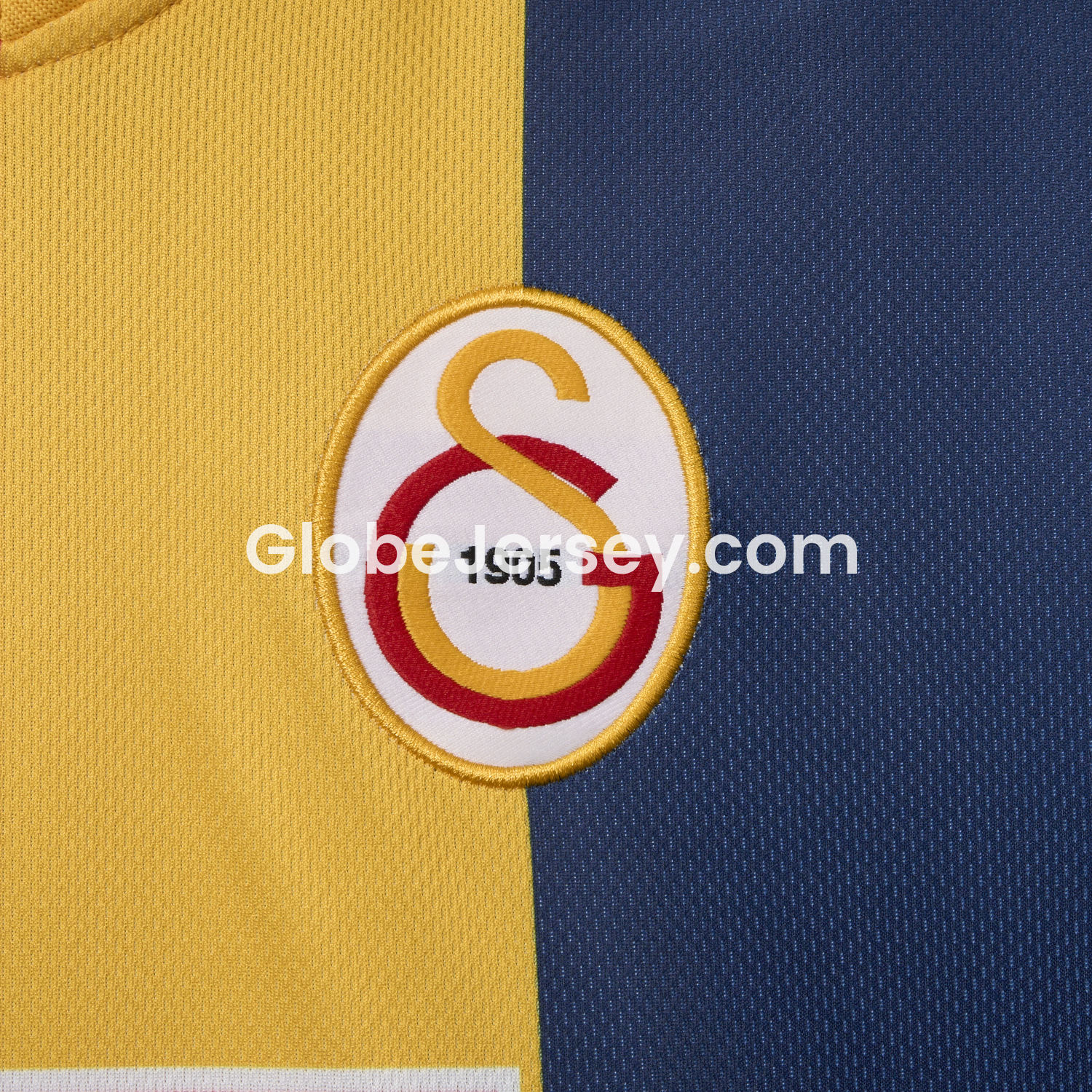 GlobeJersey-Retro Galatasaray 1998-99 Third Jersey