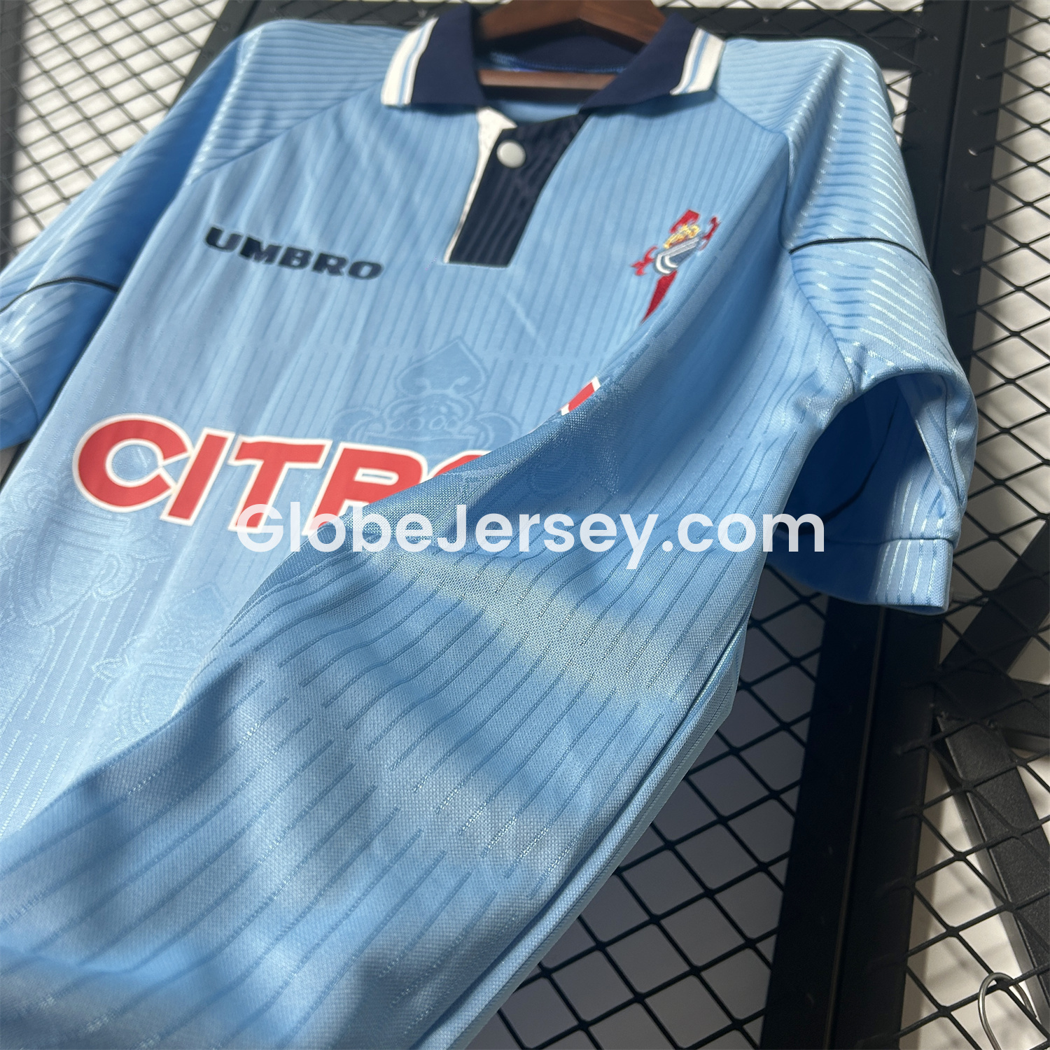 GlobeJersey-Retro Celta Vigo 1997-99 Home Jersey