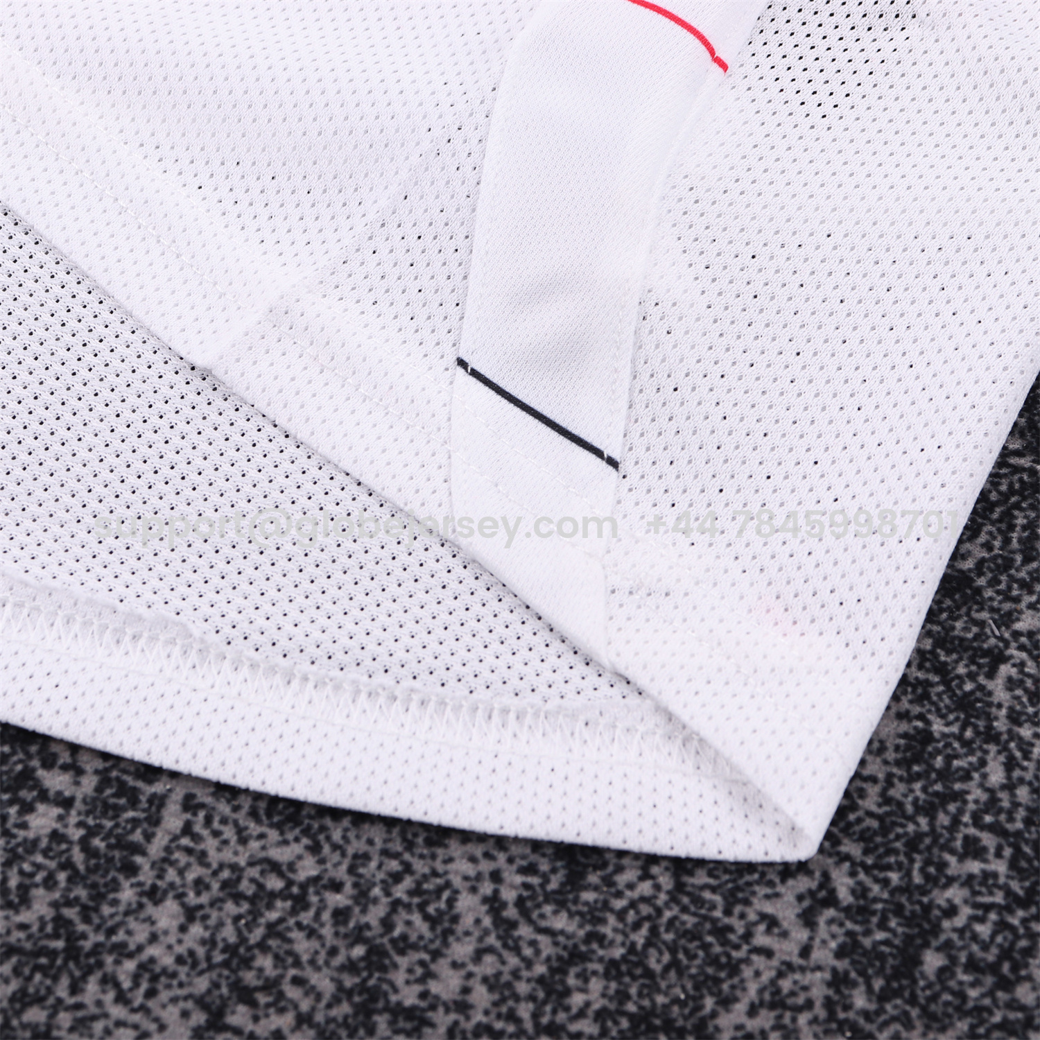 GlobeJersey-Retro Manchester United 2003-05 Away Kids Kit