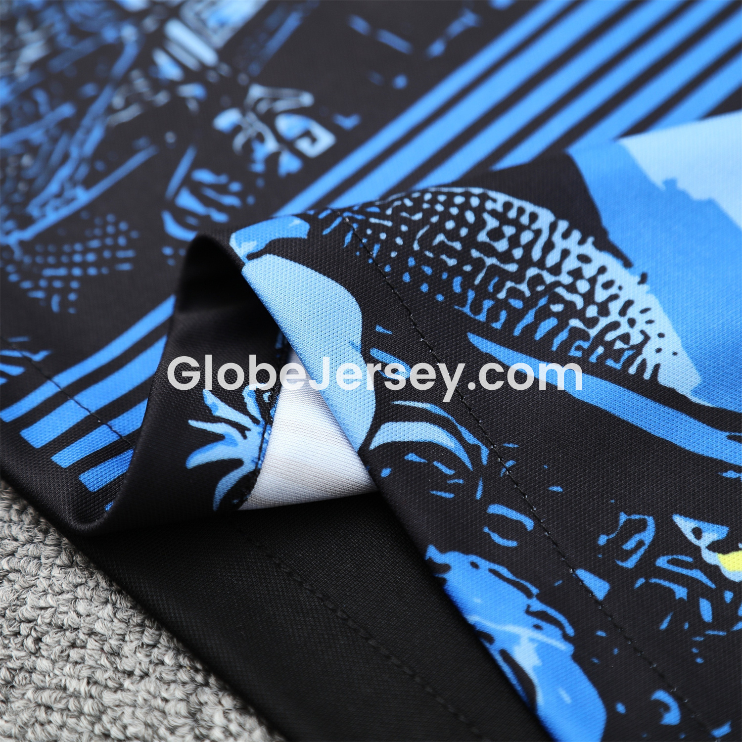 GlobeJersey-Brazil 25-26 Blue Jesus Statue Short-Sleeve Training Set - Blue Top & Black Shorts