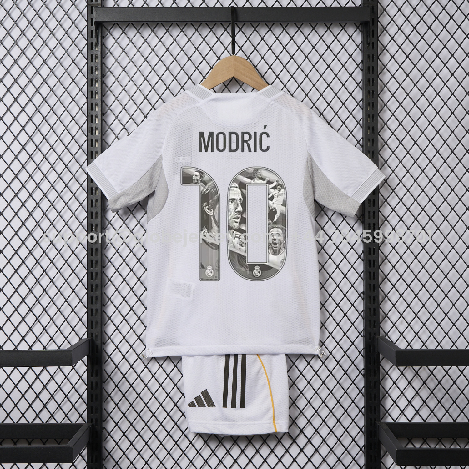 GlobeJersey-Real Madrid 25-26 Home Modrić Limited Edition Kids Kit - Player Version