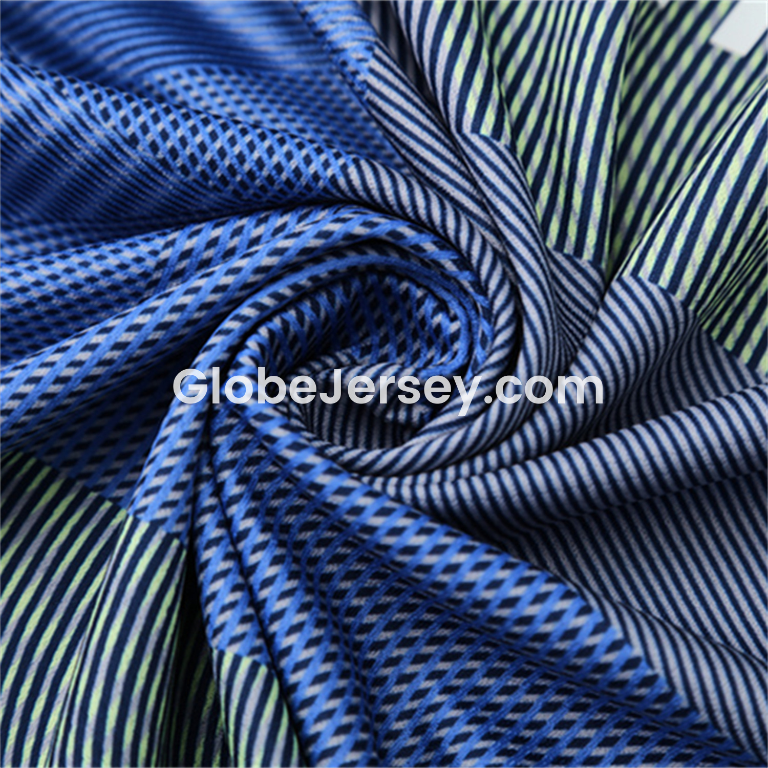 GlobeJersey-Real Madrid 25-26 Pre-Match Short-Sleeve Training Set - Blue-Gray Camouflage Top and Blue Shorts