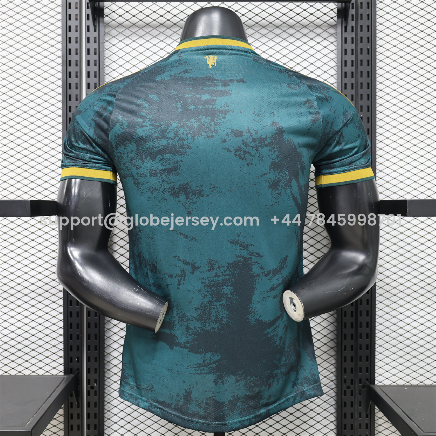 GlobeJersey-Manchester United 26-27 Devil Green Gold Special Jersey - Player Version