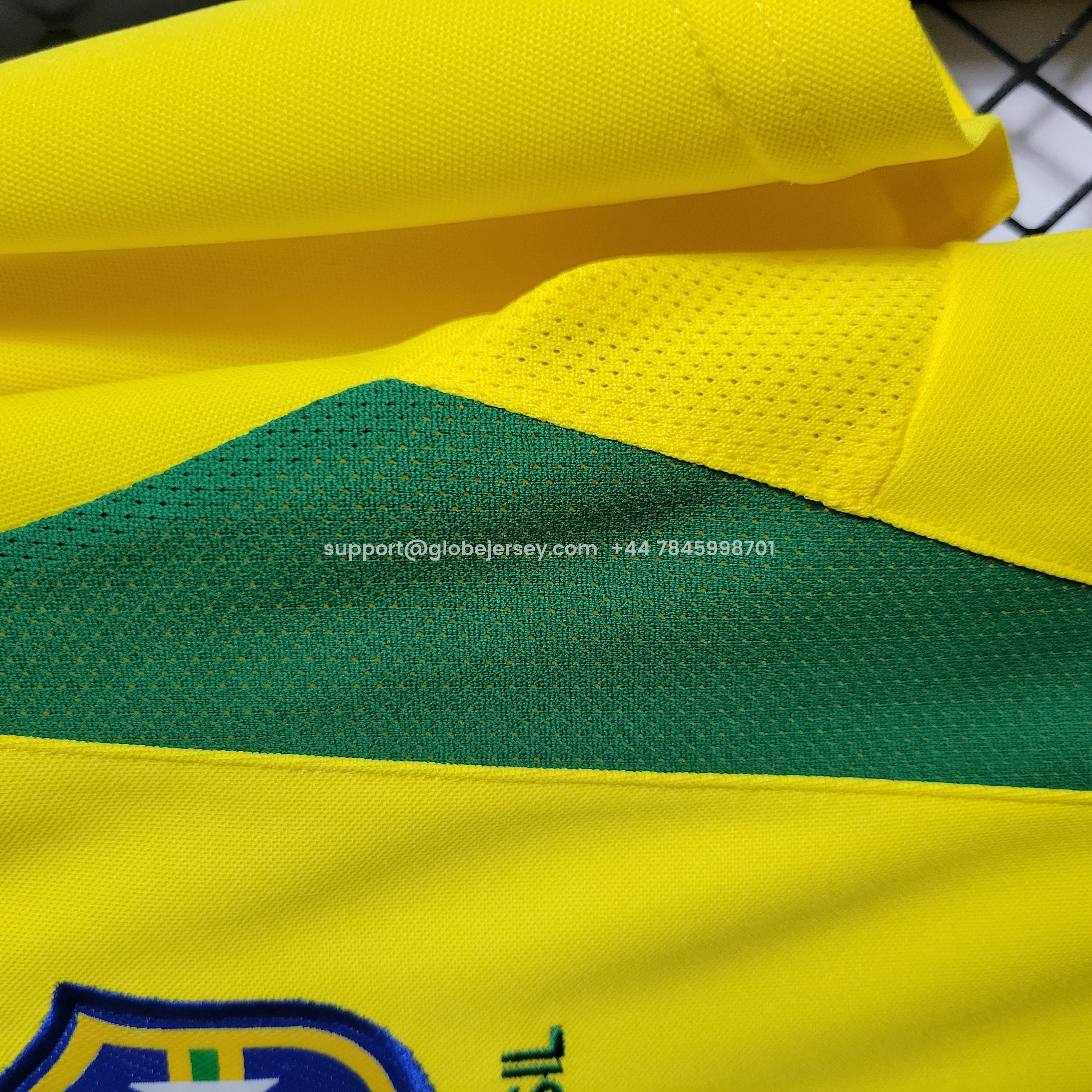 GlobeJersey-Retro Brazil 2002 Home Stadium Jersey