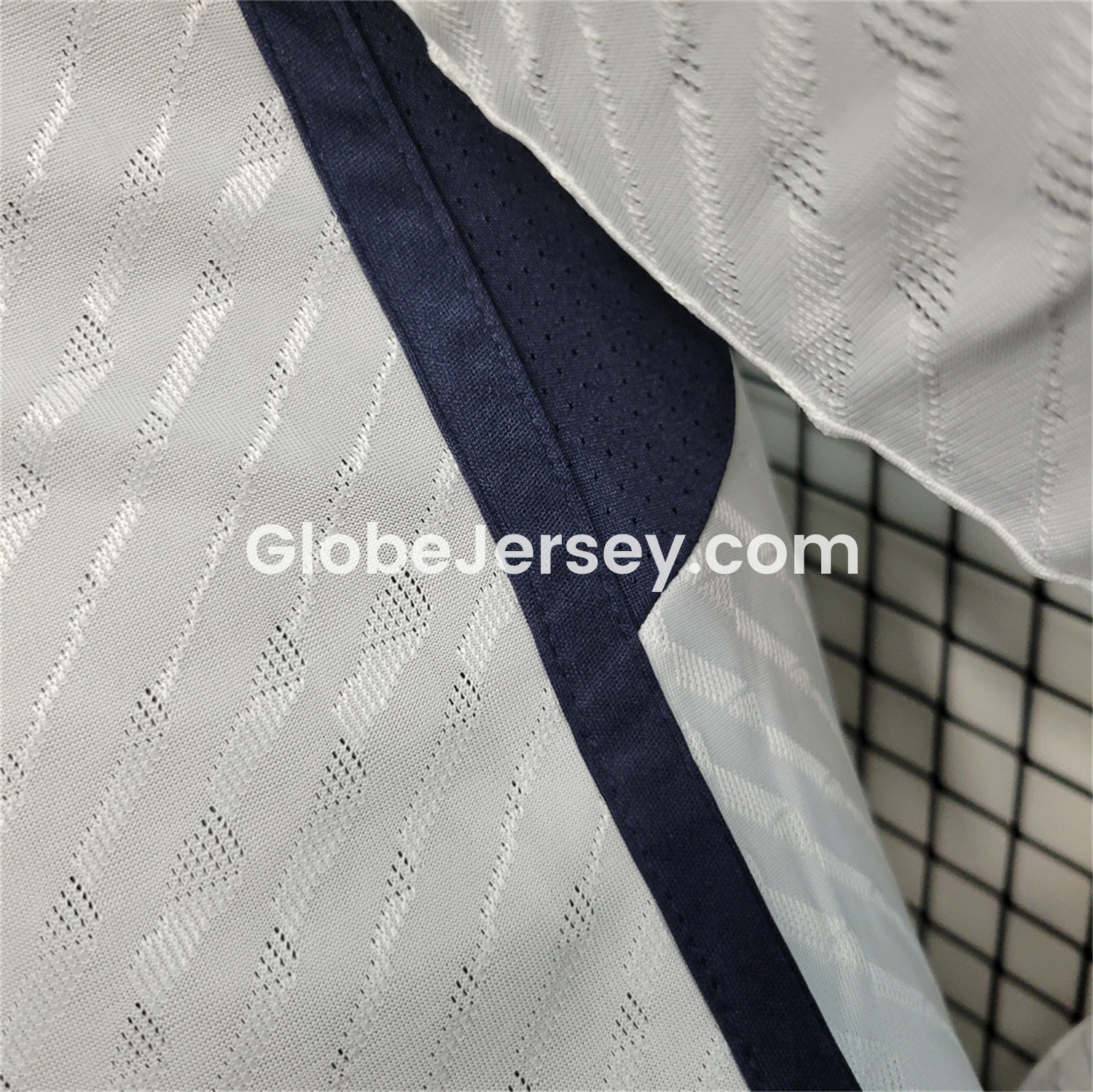 GlobeJersey-Retro Real Madrid 2023-24 Home Long Sleeves Jersey - Player Version