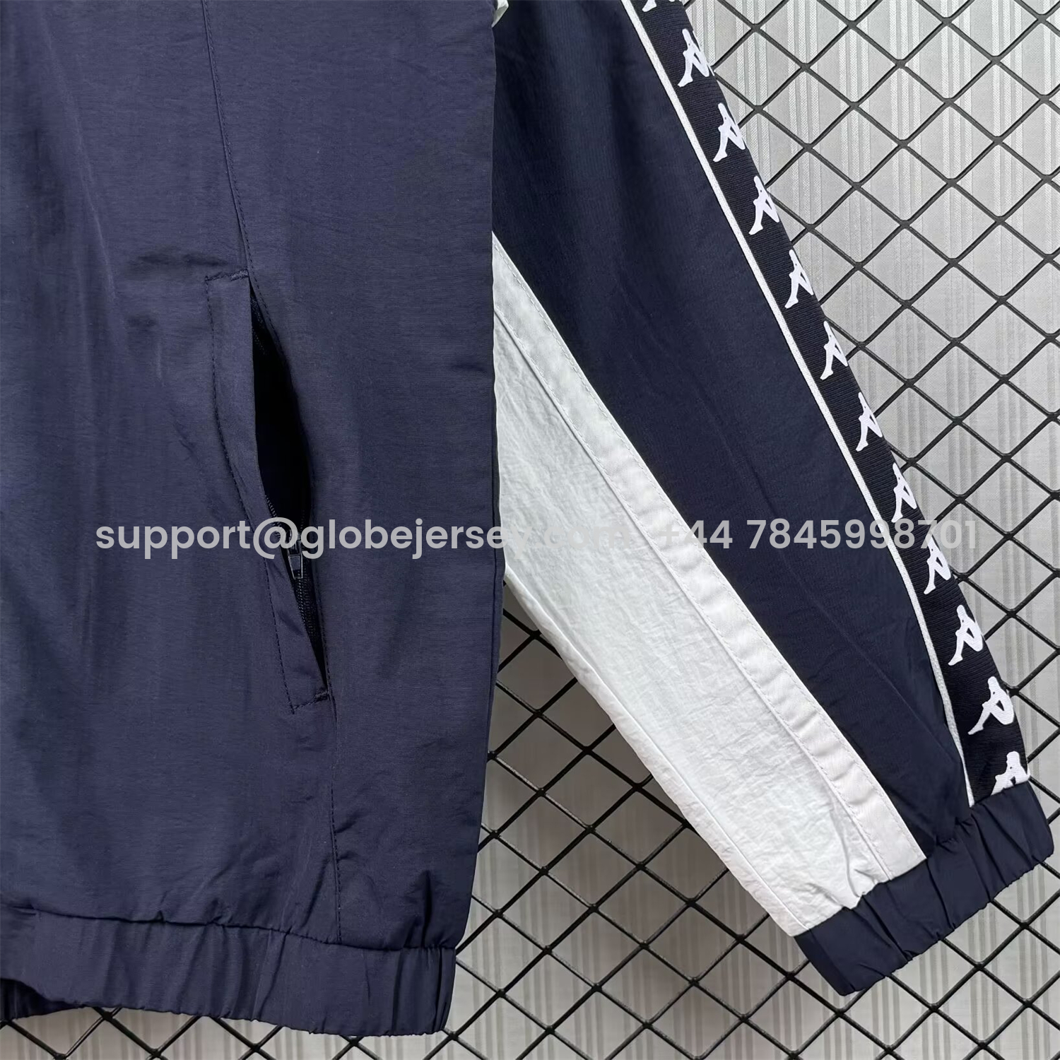 GlobeJersey-Retro Barcelona 1994-95 Windbreaker Jacket - Black