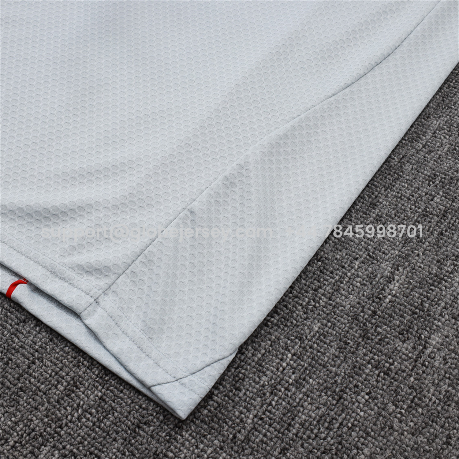 GlobeJersey-Bayern Munich 25-26 Short-Sleeve Training Set - Grey Throwback Top & Shorts