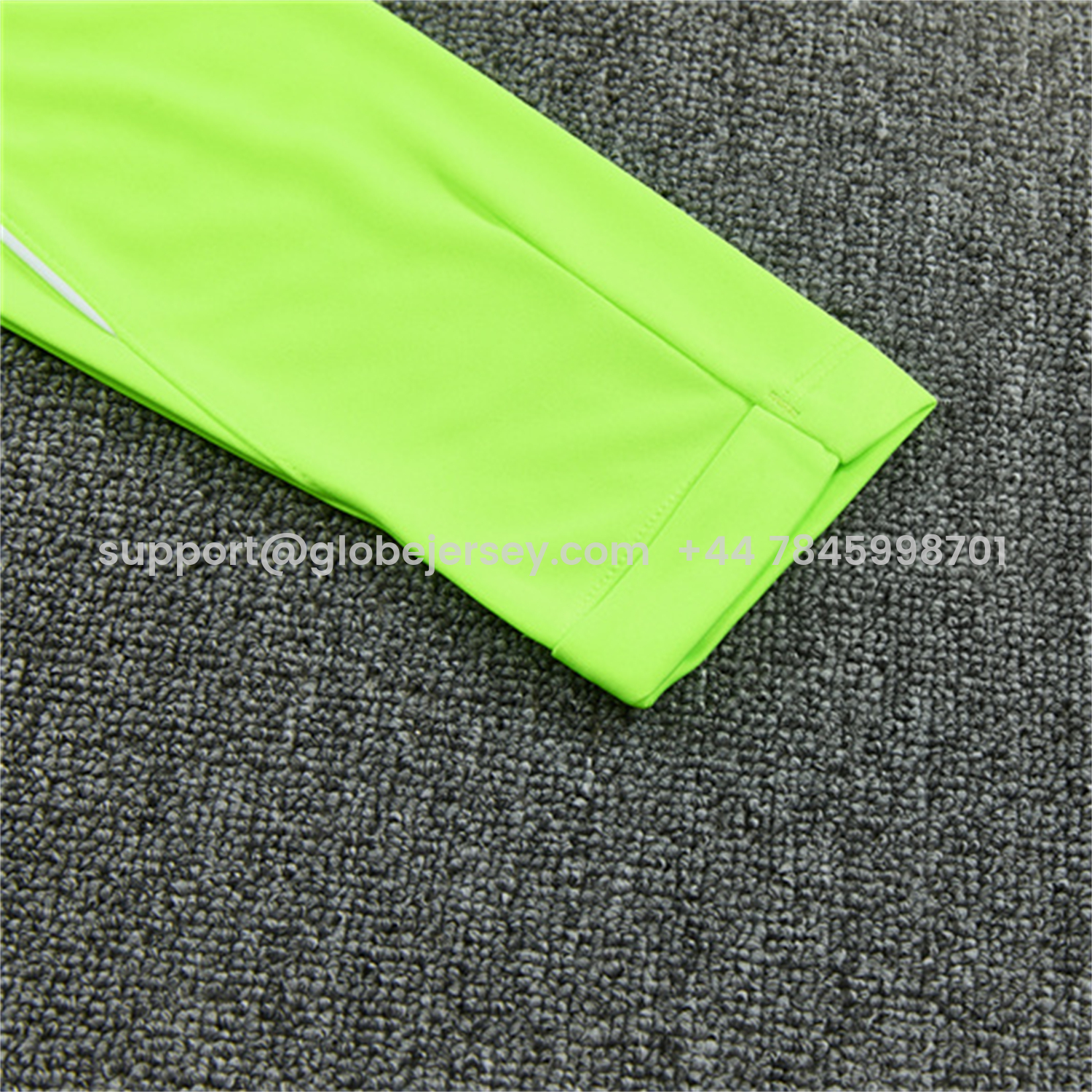 GlobeJersey-Atletico Madrid 26-27 Kids Long Sleeves Training Set - Neon Green Top & Black Pants