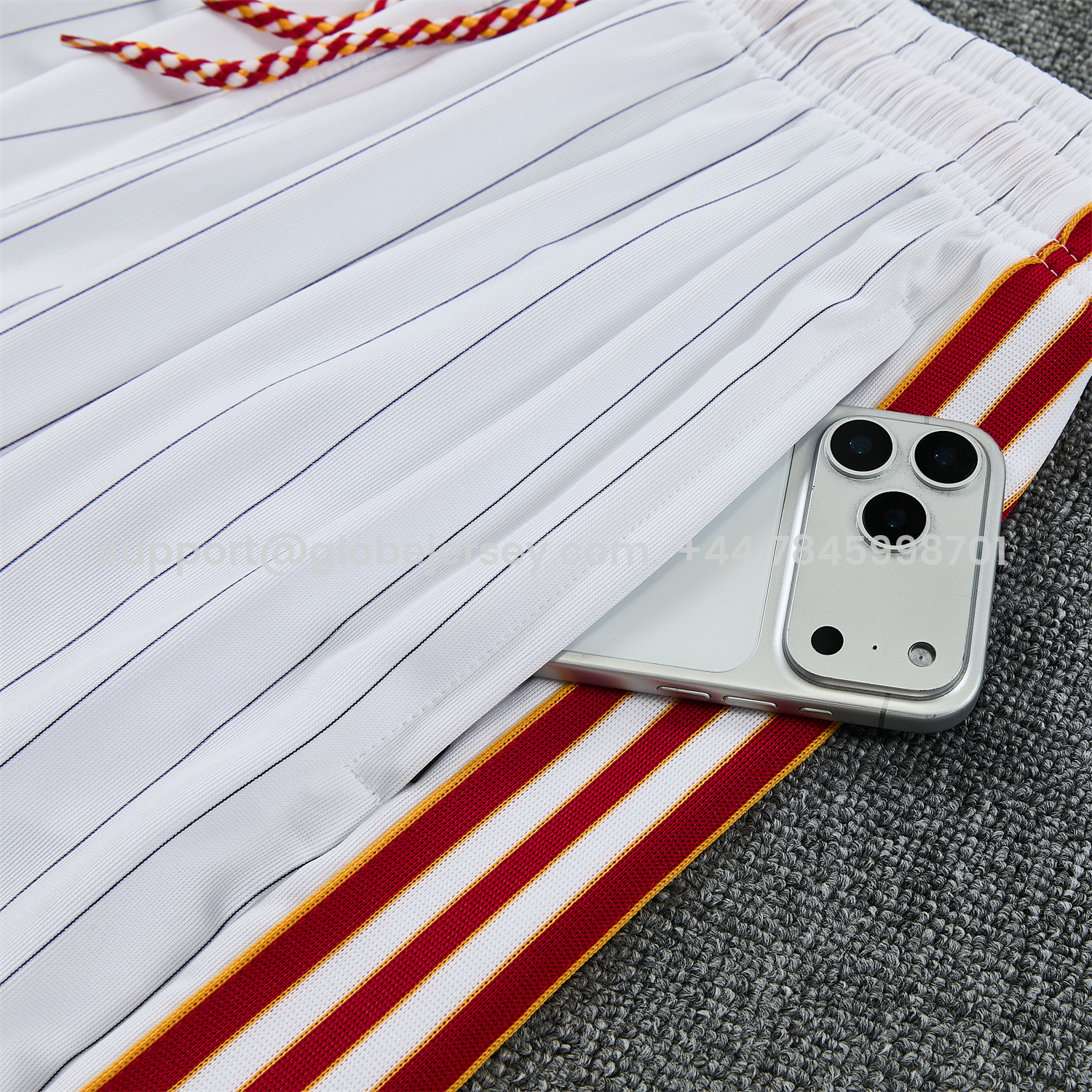 GlobeJersey-Roma 25-26 Retro Style Short-Sleeve Training Set - White Top & White Pants