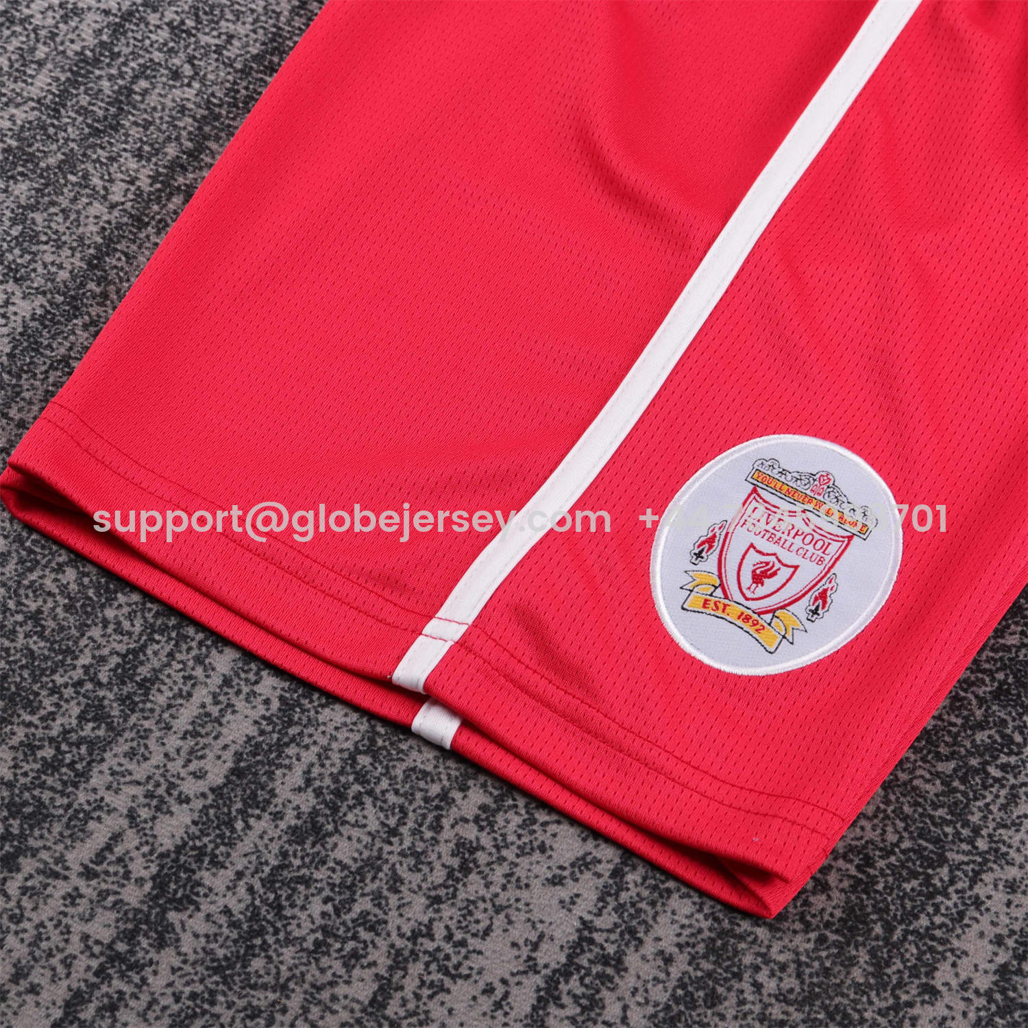 GlobeJersey-Retro Liver.pool 1997-98 Home Kids Kit