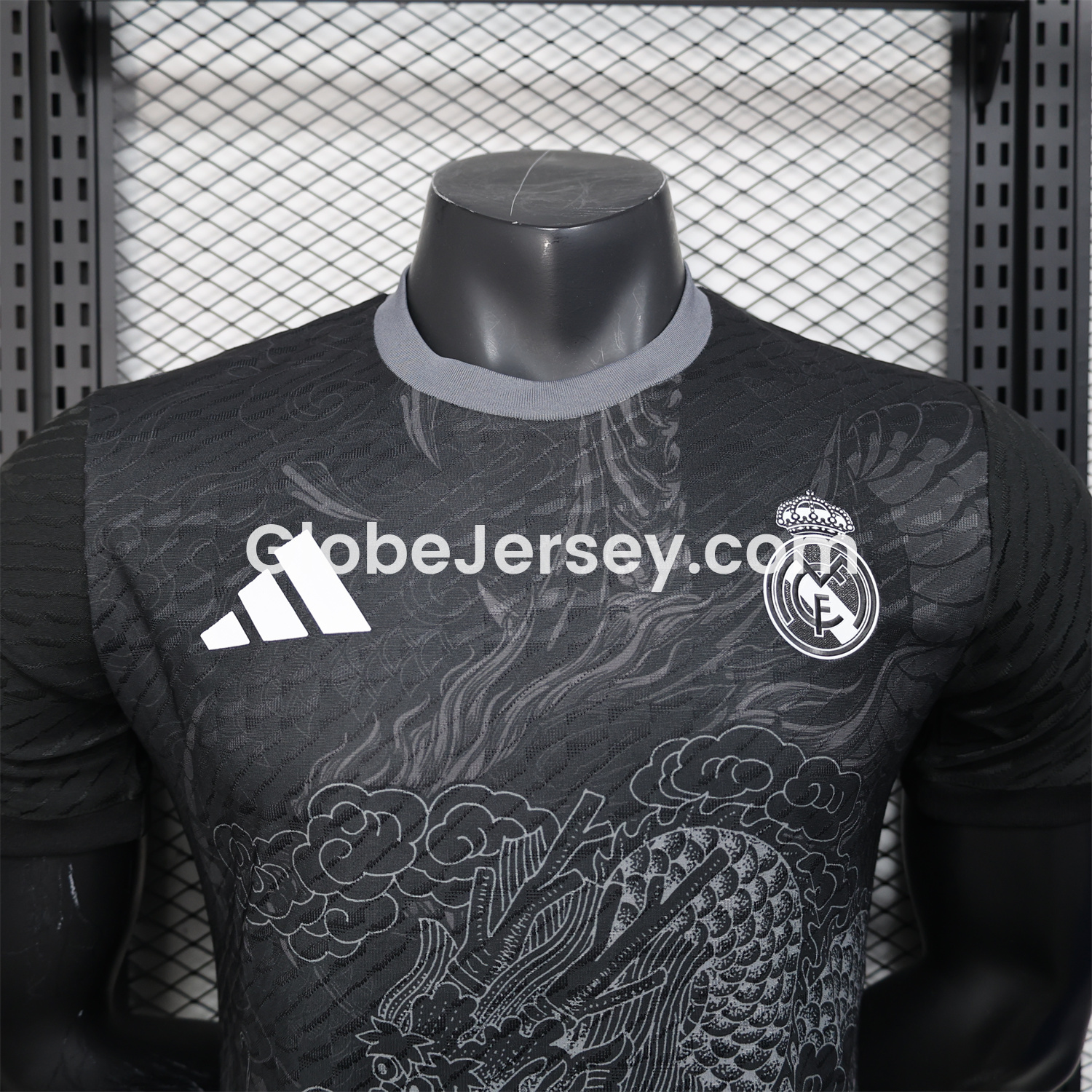 GlobeJersey-Real Madrid 25-26 Grey Chinese Loong and Auspicious Clouds Line Drawing Black Jersey - Player Version