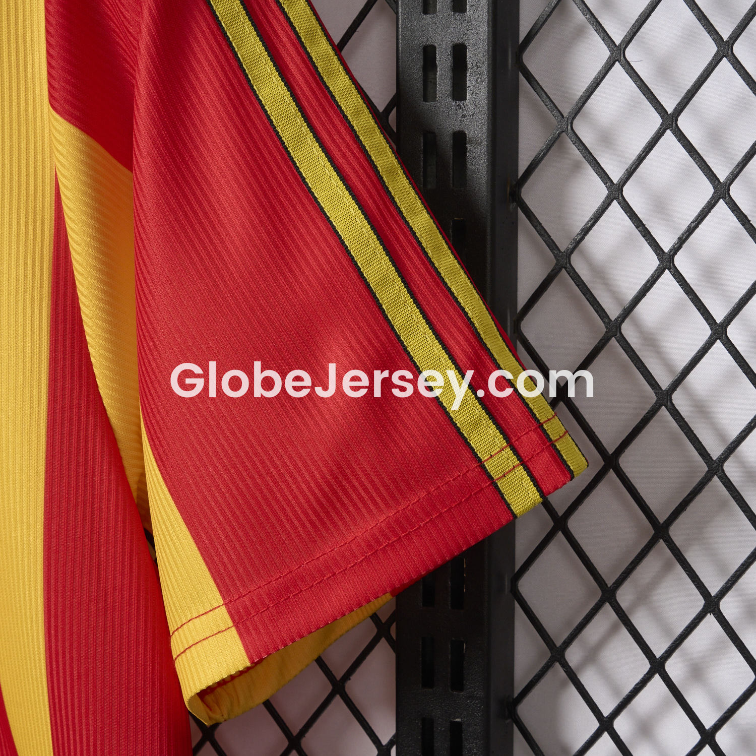 GlobeJersey-Retro Galatasaray 2000-01 Home Jersey