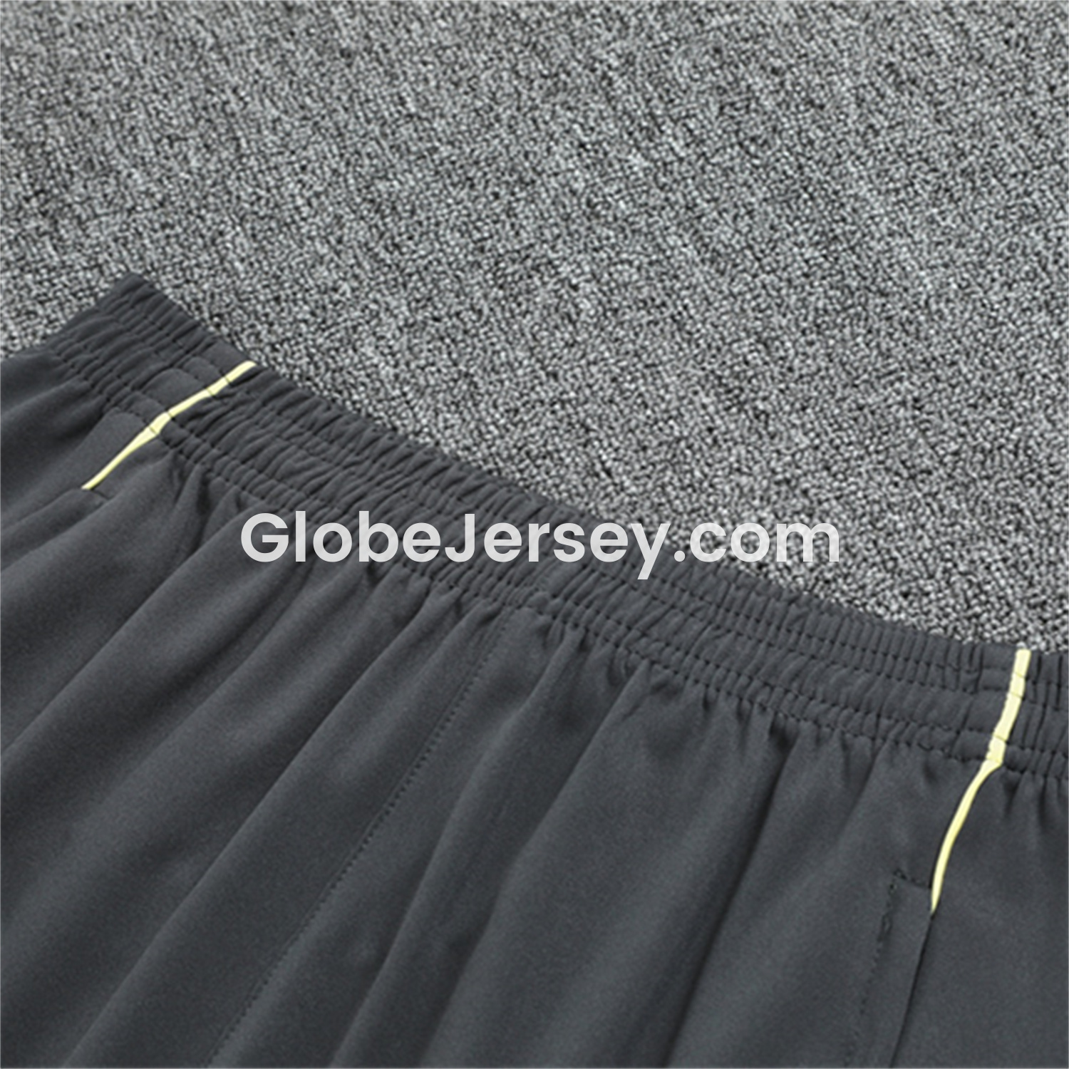 GlobeJersey-Real Madrid 25-26 Kid Long Sleeves Training Set - Gray Top & Gray Pants