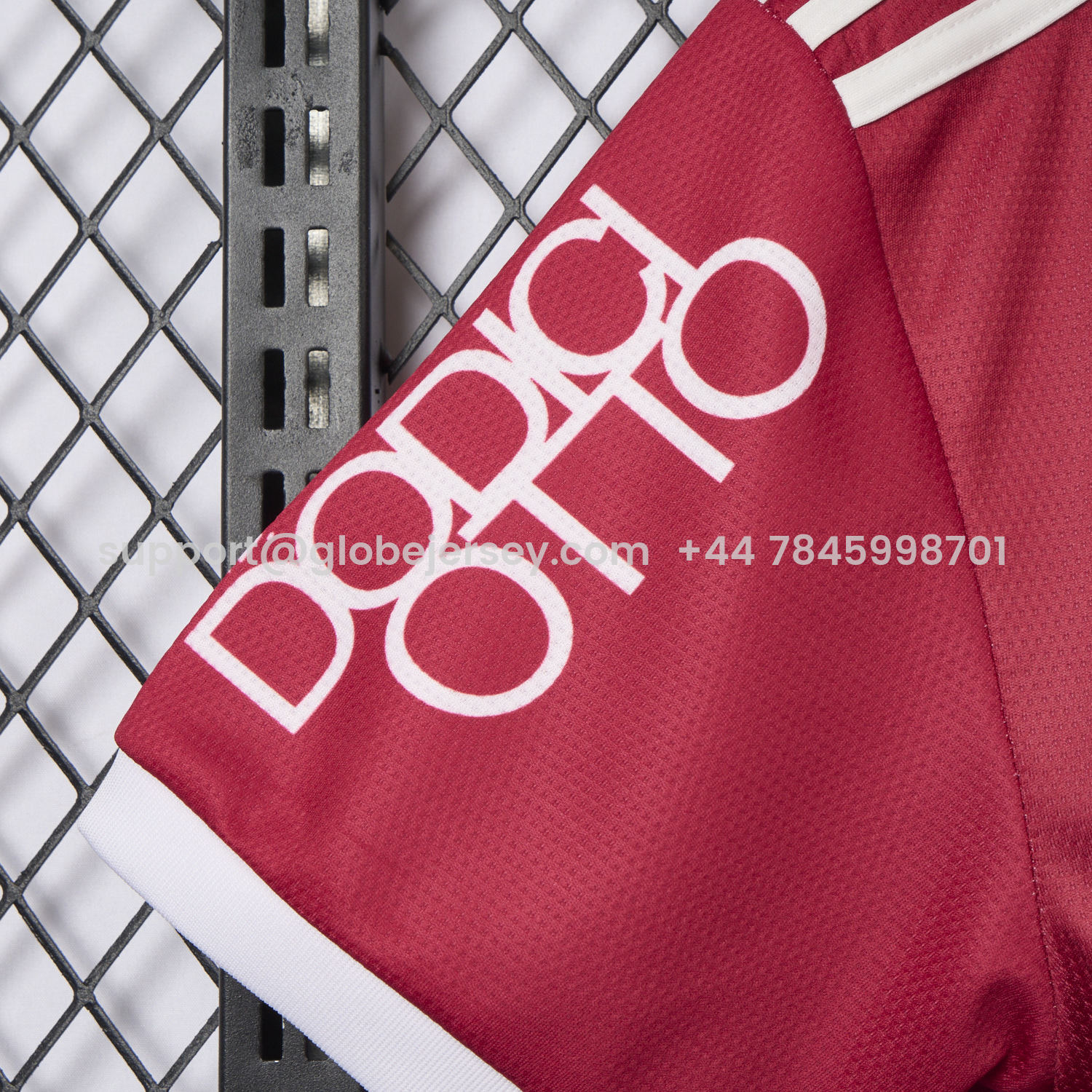 GlobeJersey-Retro Manchester United 21-22 Home Ronaldo Graffiti Edition Special Edition Jersey