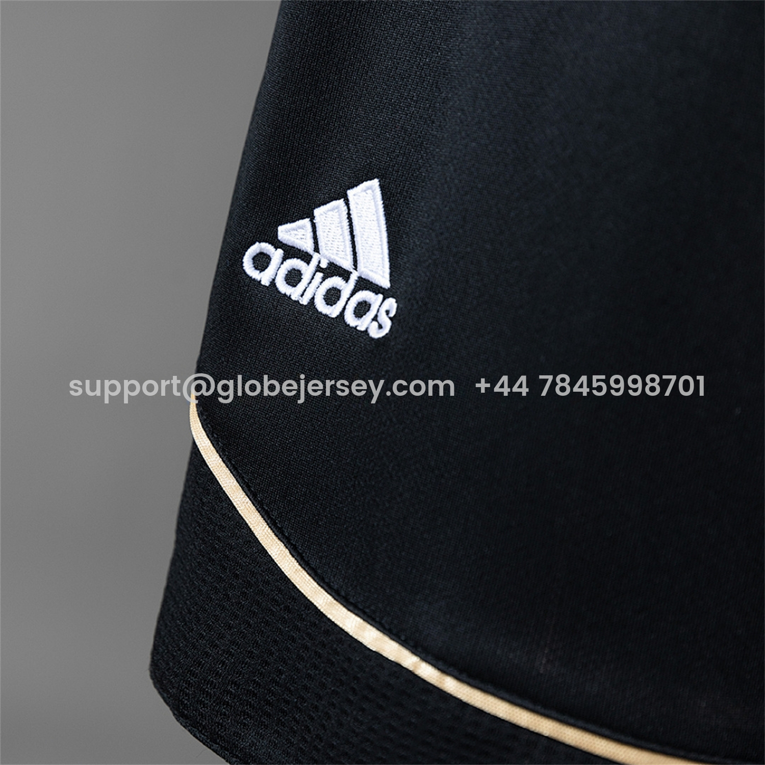 GlobeJersey-Retro AC Milan 2006-07 Home Shorts