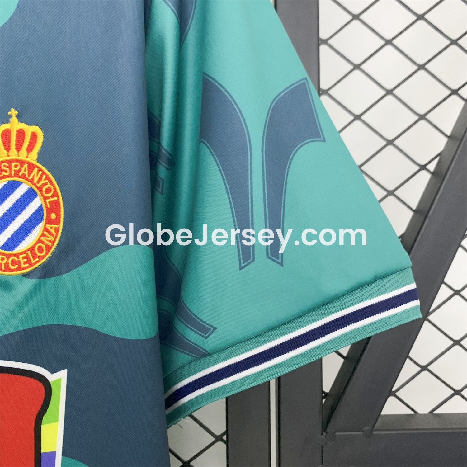 GlobeJersey-Retro RCD Espanyol 1996-97 Away Jersey