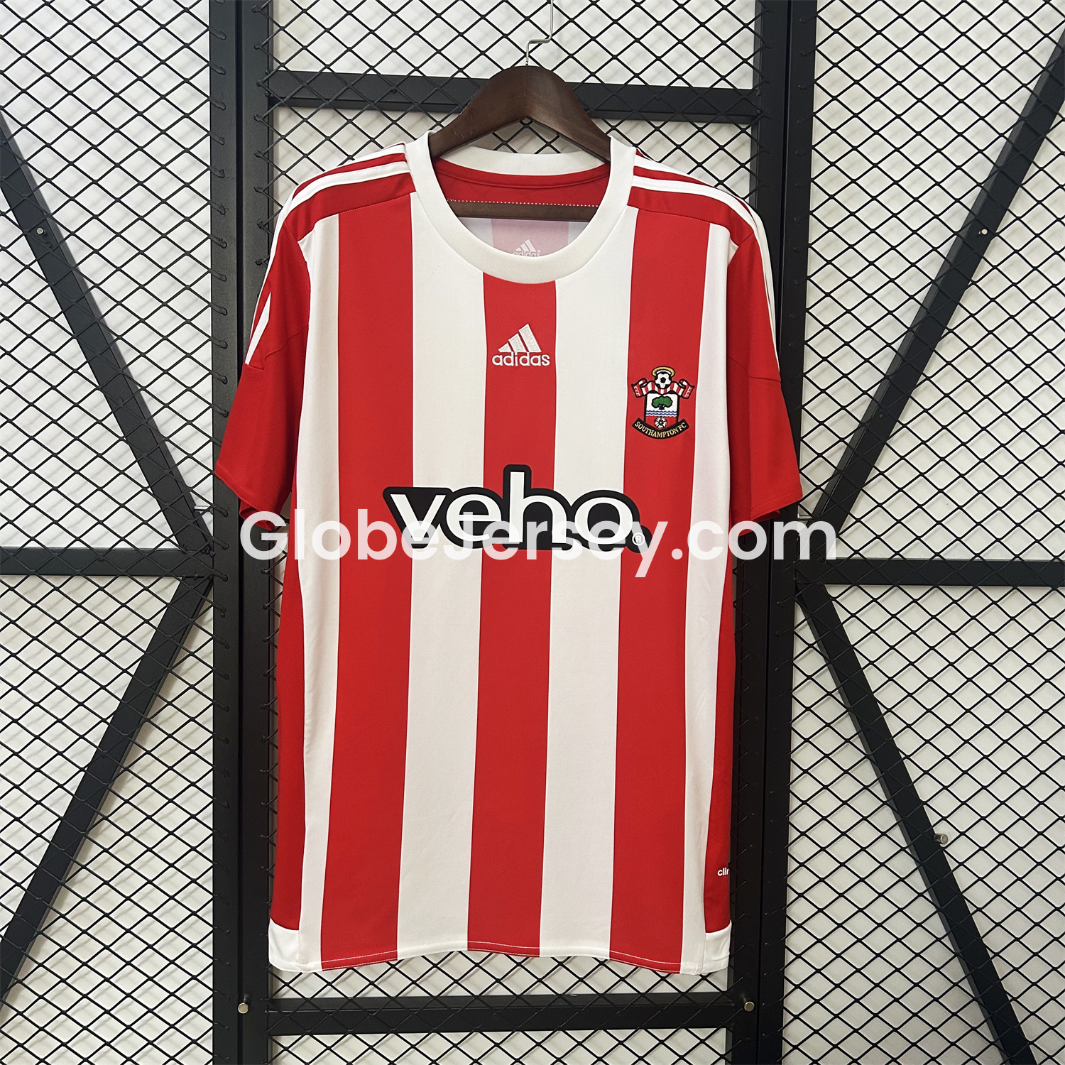 GlobeJersey-Retro Southampton 2015-16 Home Jersey
