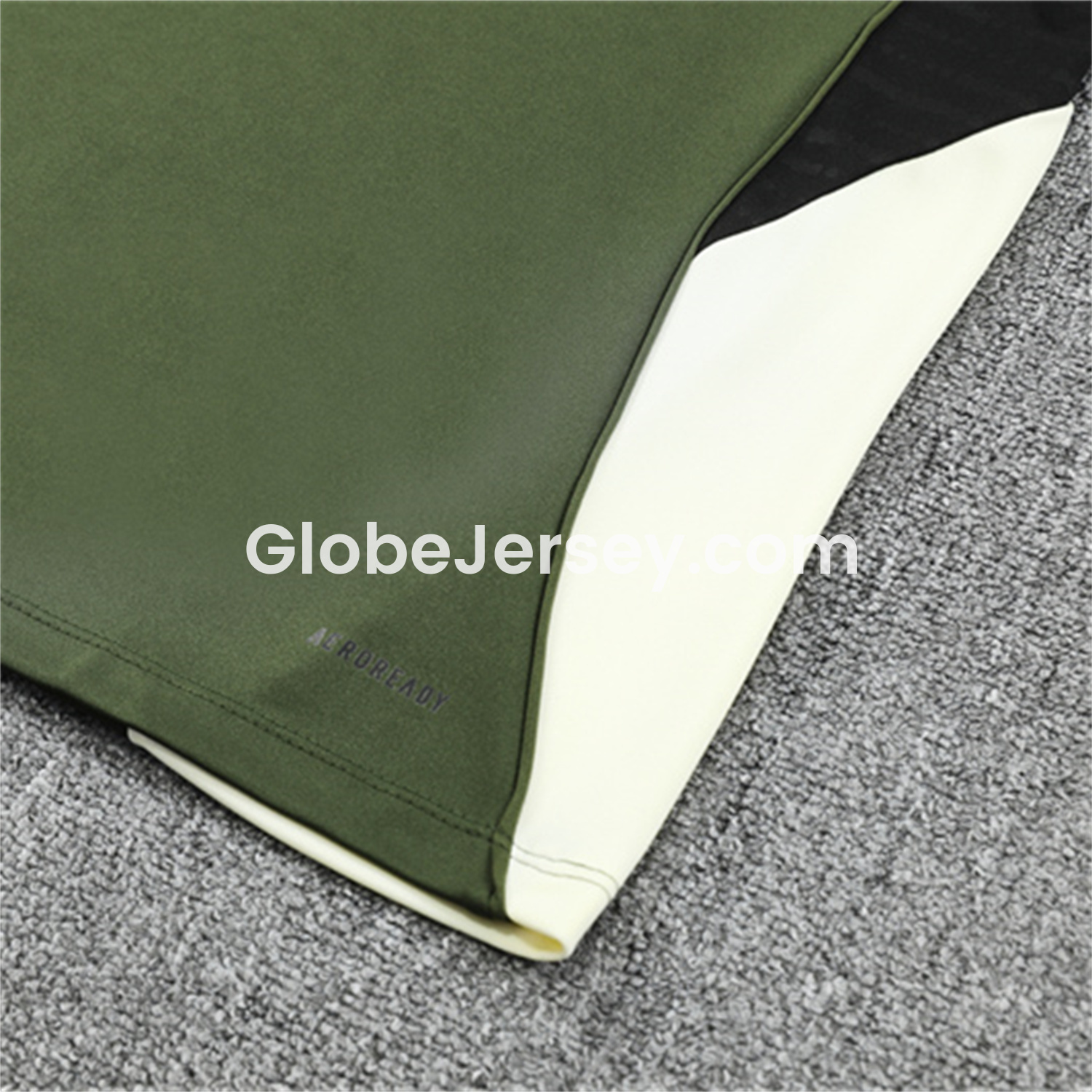 GlobeJersey-Bayern Munich 25-26 Long Sleeves Training Set - Green Top & Black Pants