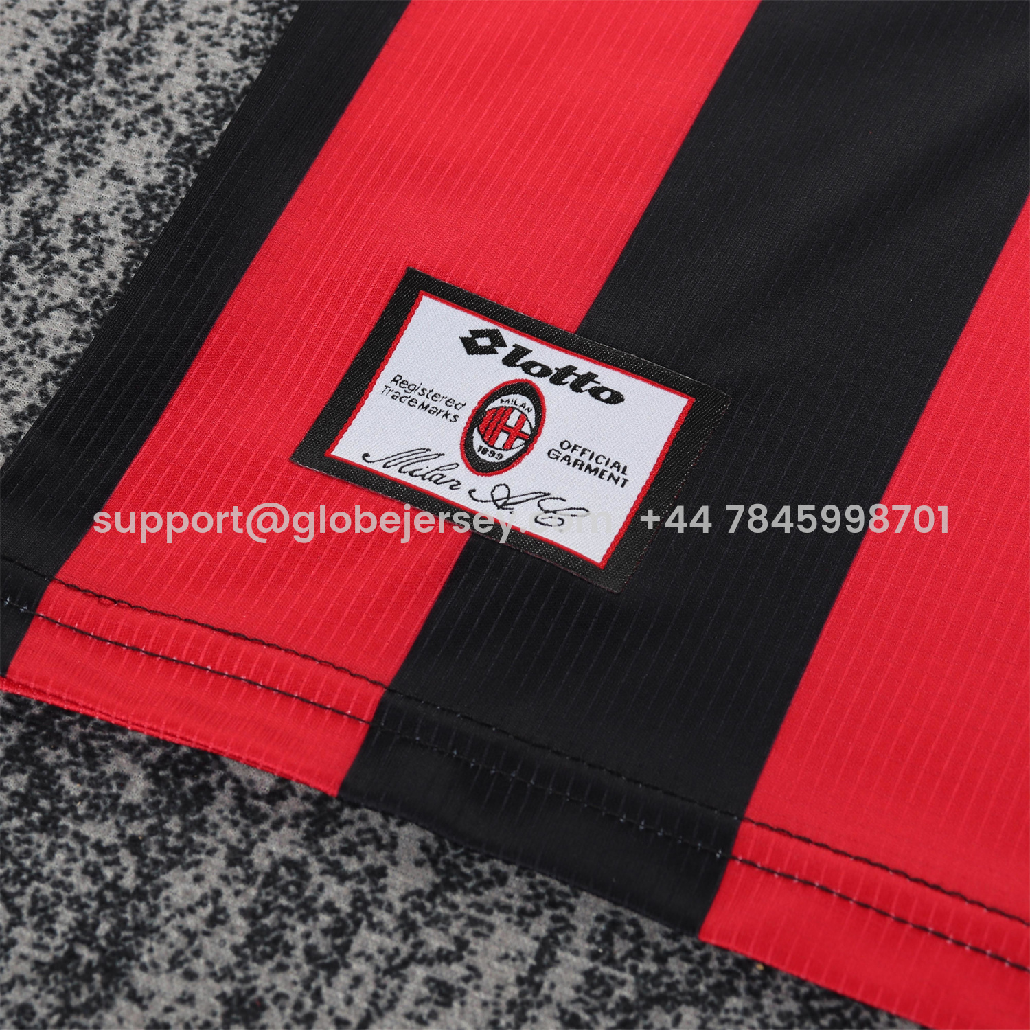 GlobeJersey-Retro AC Milan 1997-98 Home Kids Kit