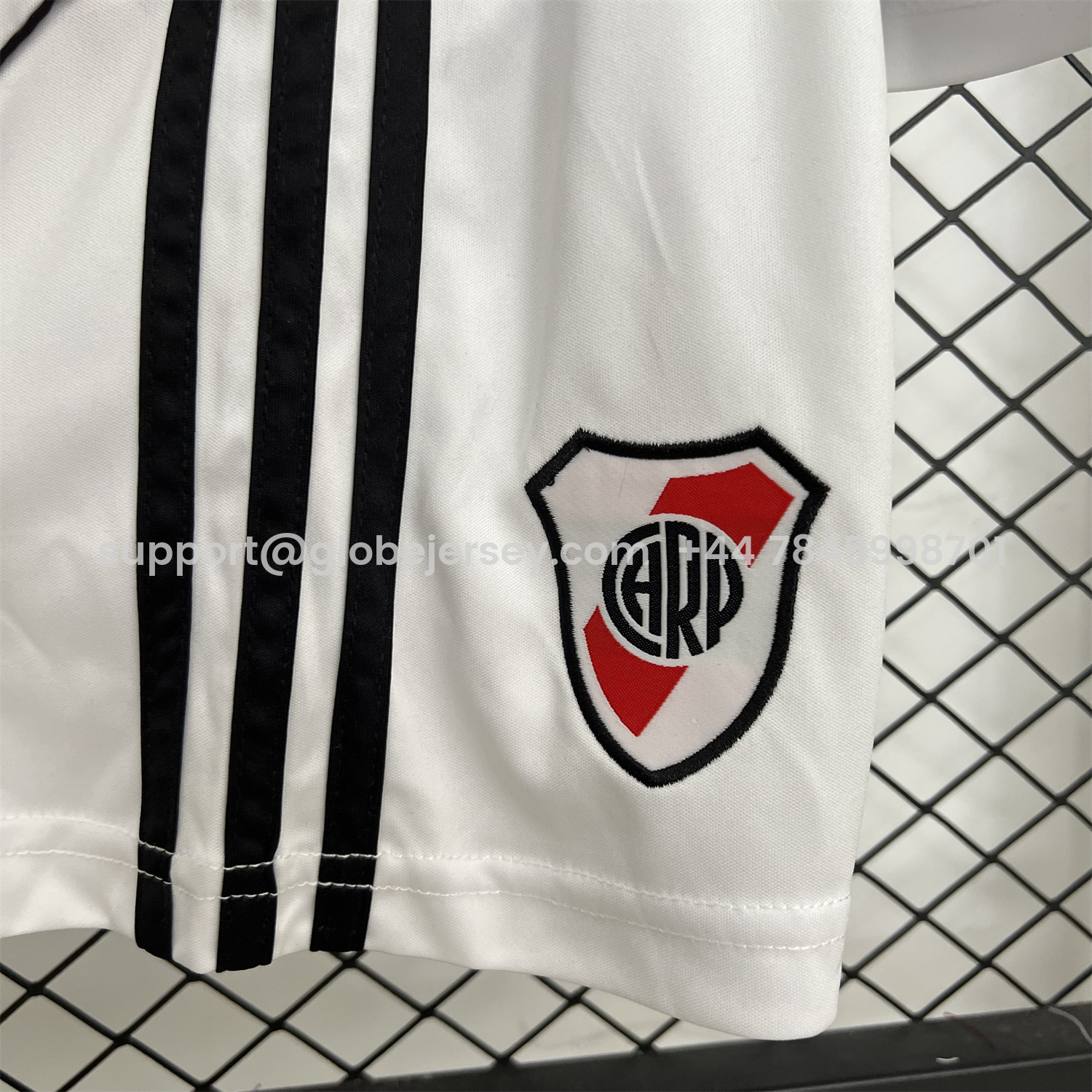 GlobeJersey-River Plate 25-26 Home Unsponsored Kids Kit