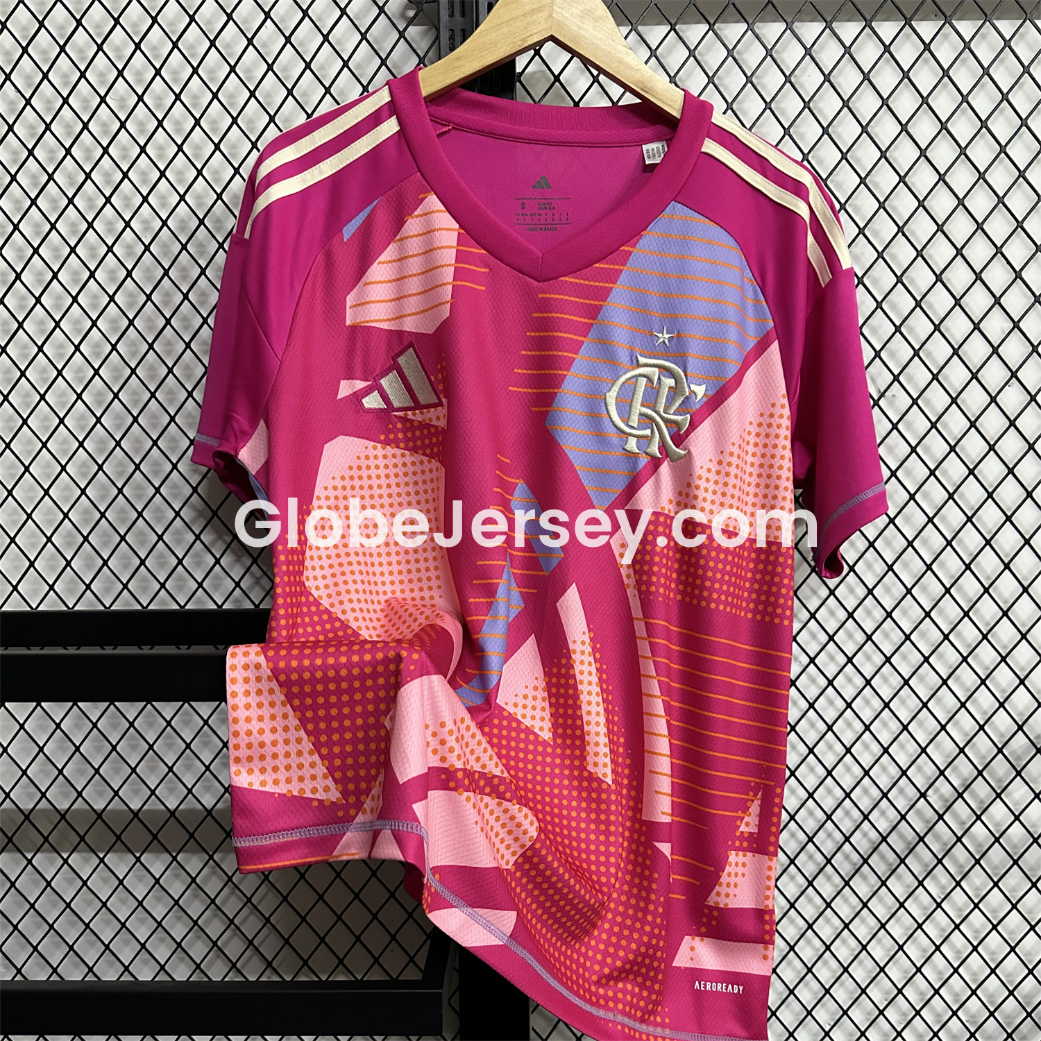 GlobeJersey-Flamengo 25-26 Pink Goalkeeper Jersey - Fans Version