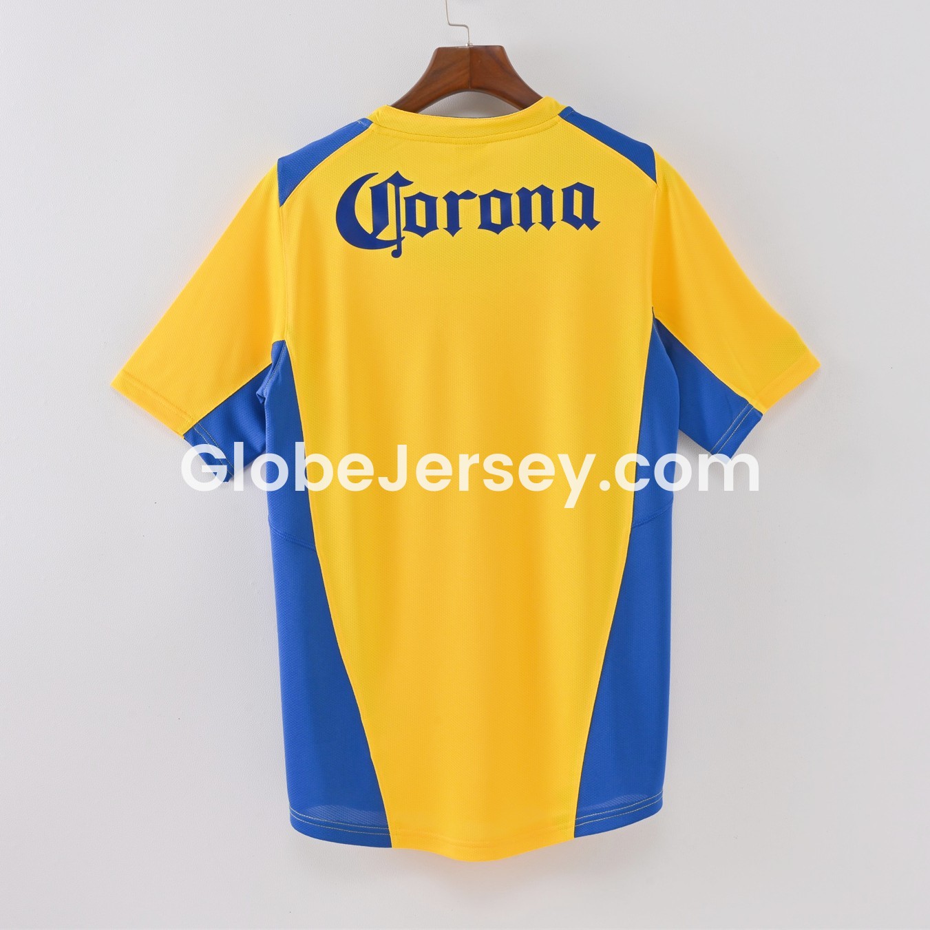GlobeJersey-Retro Club América 2004-05 Home Jersey