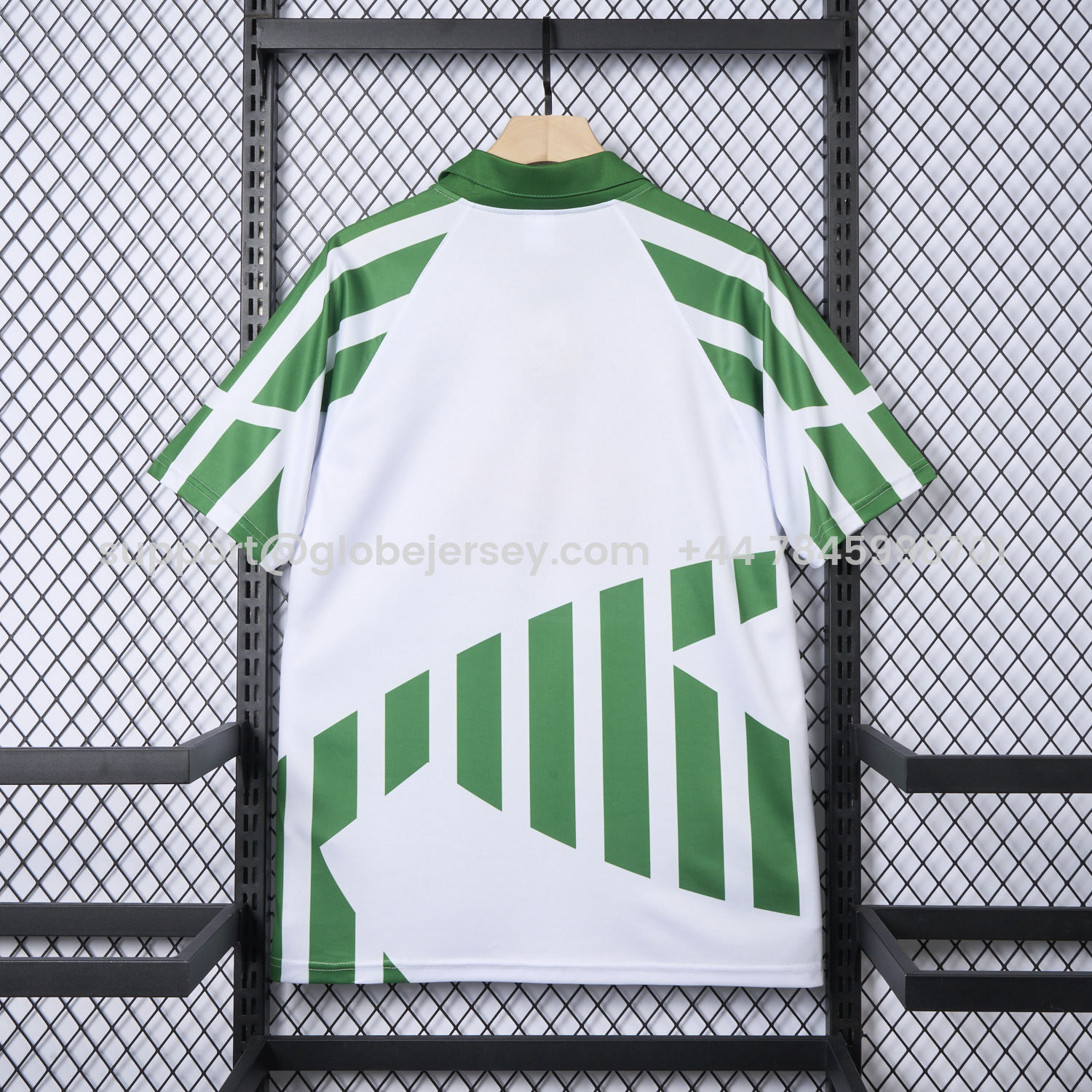 GlobeJersey-Retro Werder Bremen 1994 Home Jersey