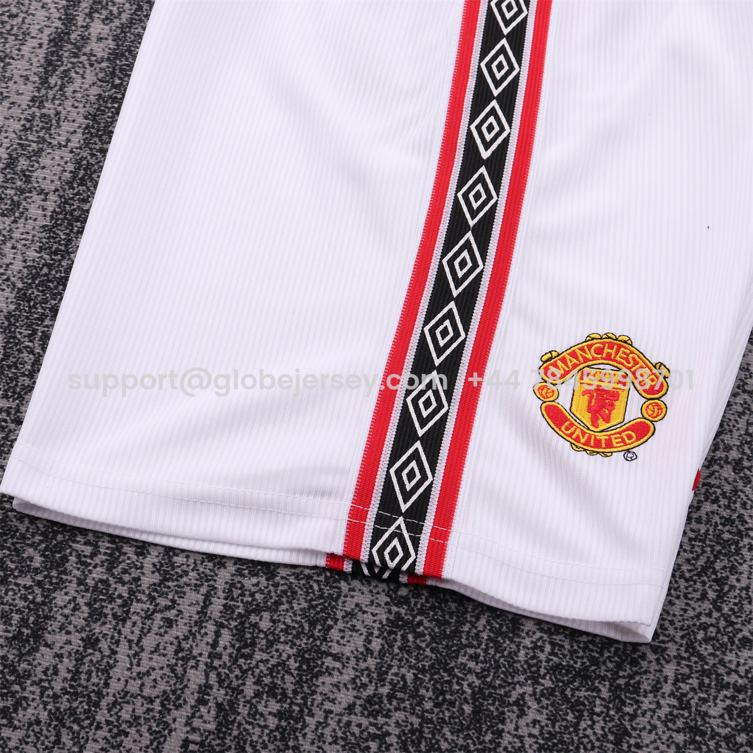 GlobeJersey-Retro Manchester United 1998-99 White Special Kids Kit