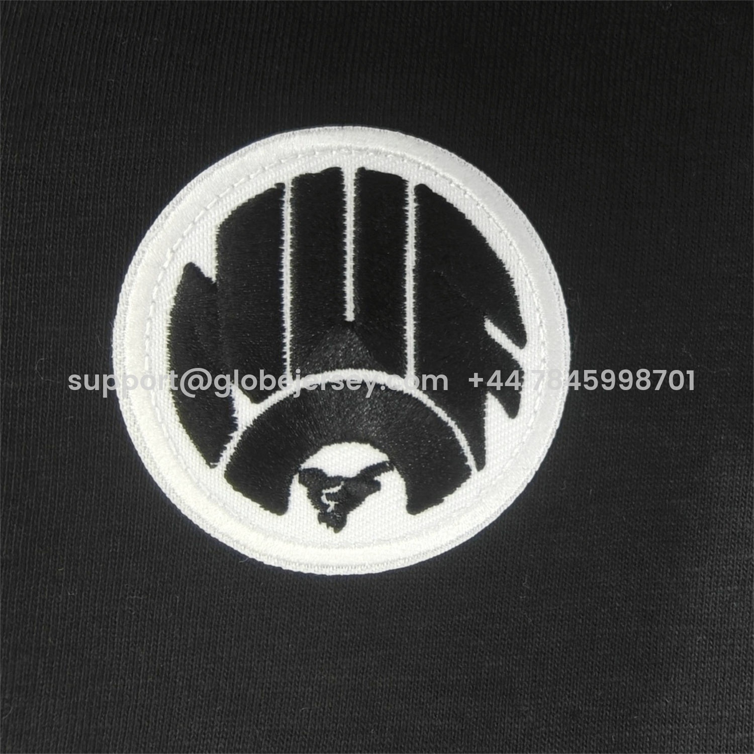 GlobeJersey-Newcastle United 25-26 Originals Terrace Icon Unisex Pullover Hoodie