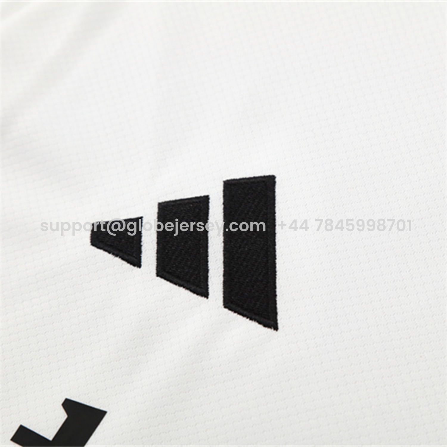 GlobeJersey-Manchester United 25-26 Short-Sleeve Training Set - White Purple Top & Black Shorts