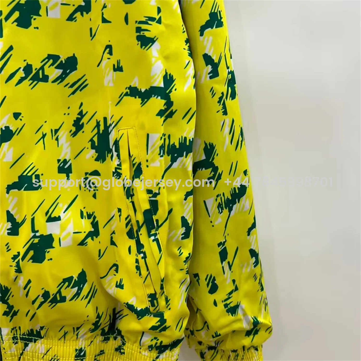 GlobeJersey-Real Betis 25-26 Double Sided Reversible Windbreaker - Green & Yellow