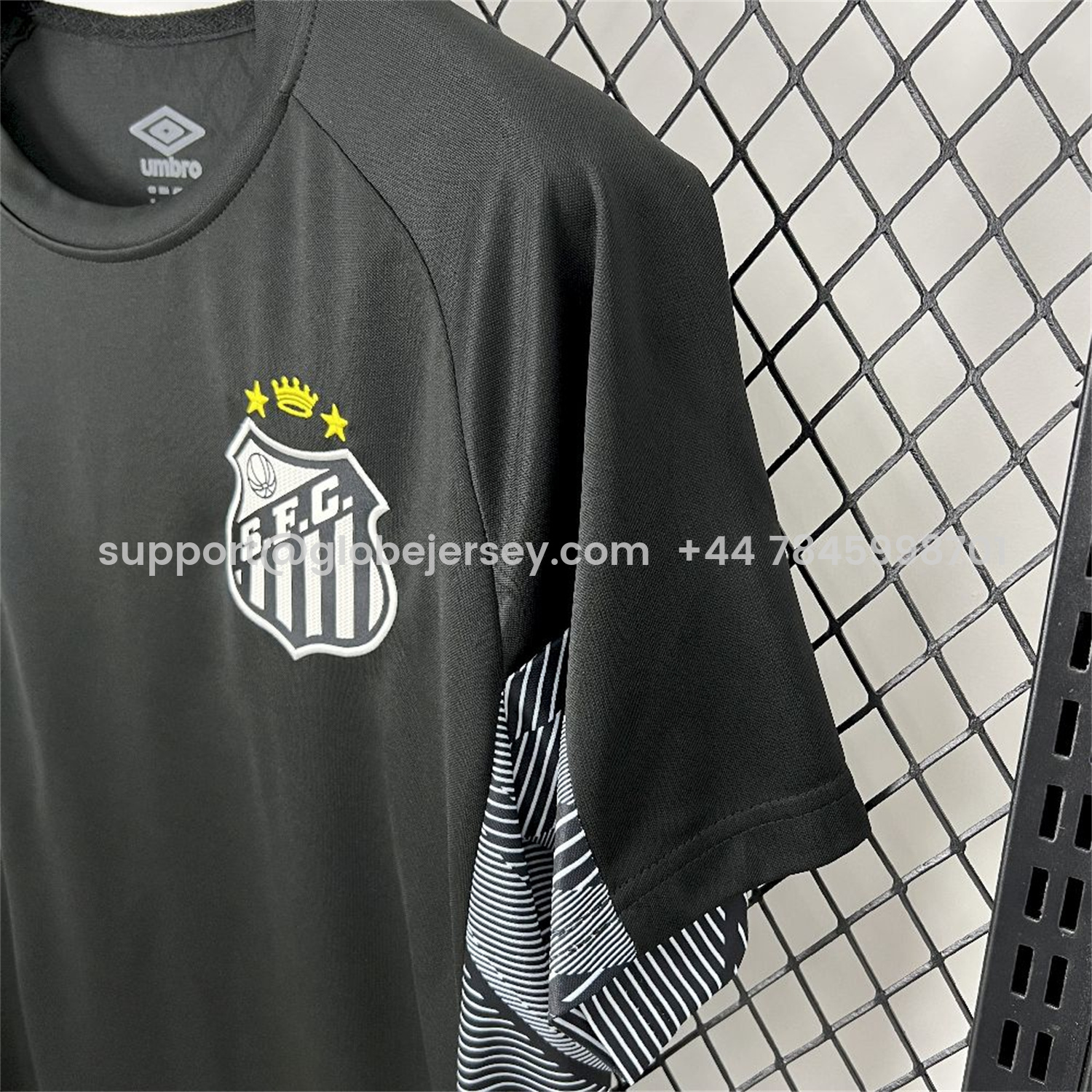 GlobeJersey-Santos 25-26 Black Goalkeeper Unsponsored Jersey - Fans Version