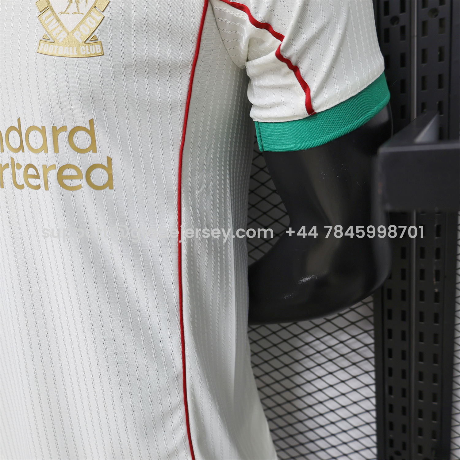 GlobeJersey-Liver.pool 25-26 Gold Lines Retro Casual Style White Jersey - Player Version