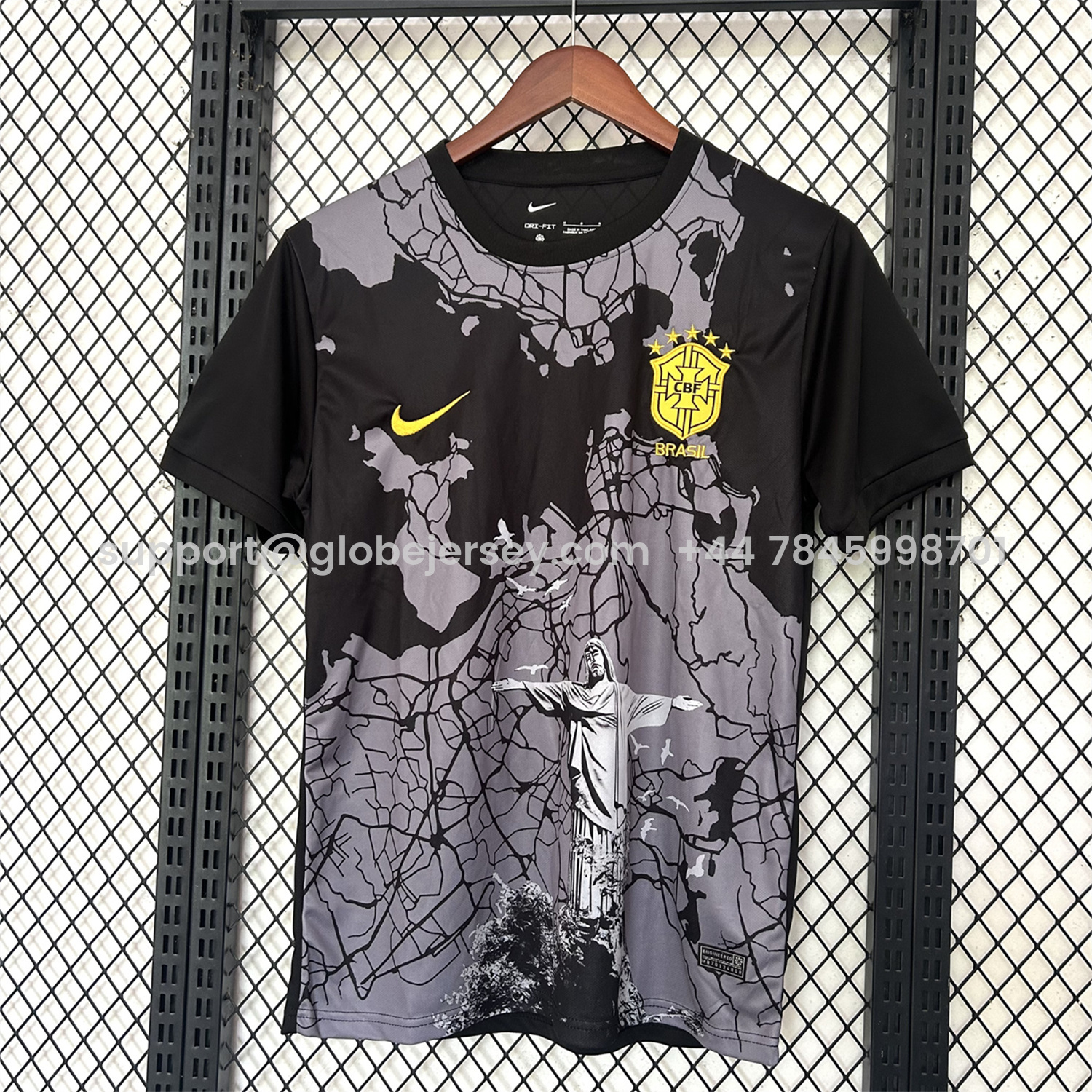 GlobeJersey-Brazil 25-26 Grey Jesus Statue Special Black Jersey - Fans Version